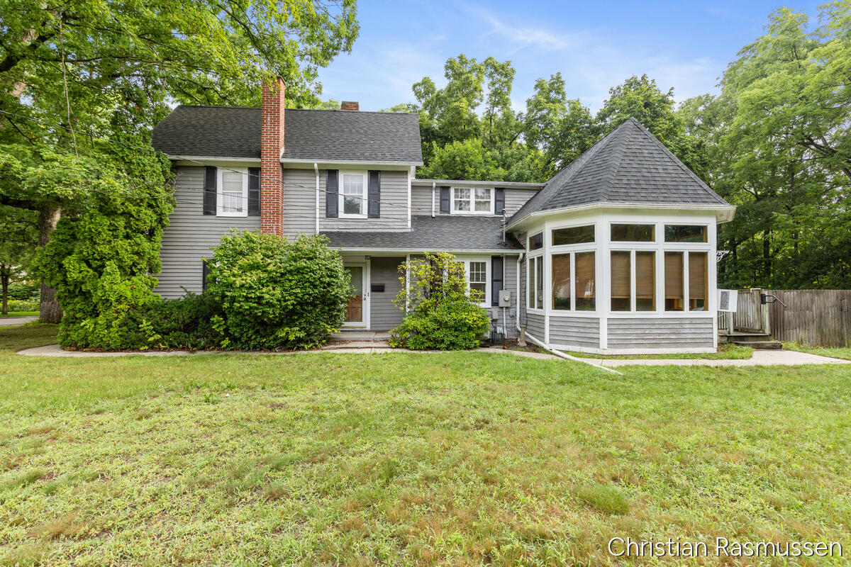 706 S Baldwin Street Property Photo 1