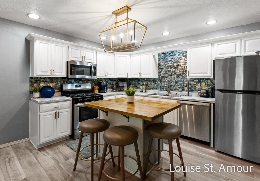 756 Washington Avenue A & B Property Photo 17