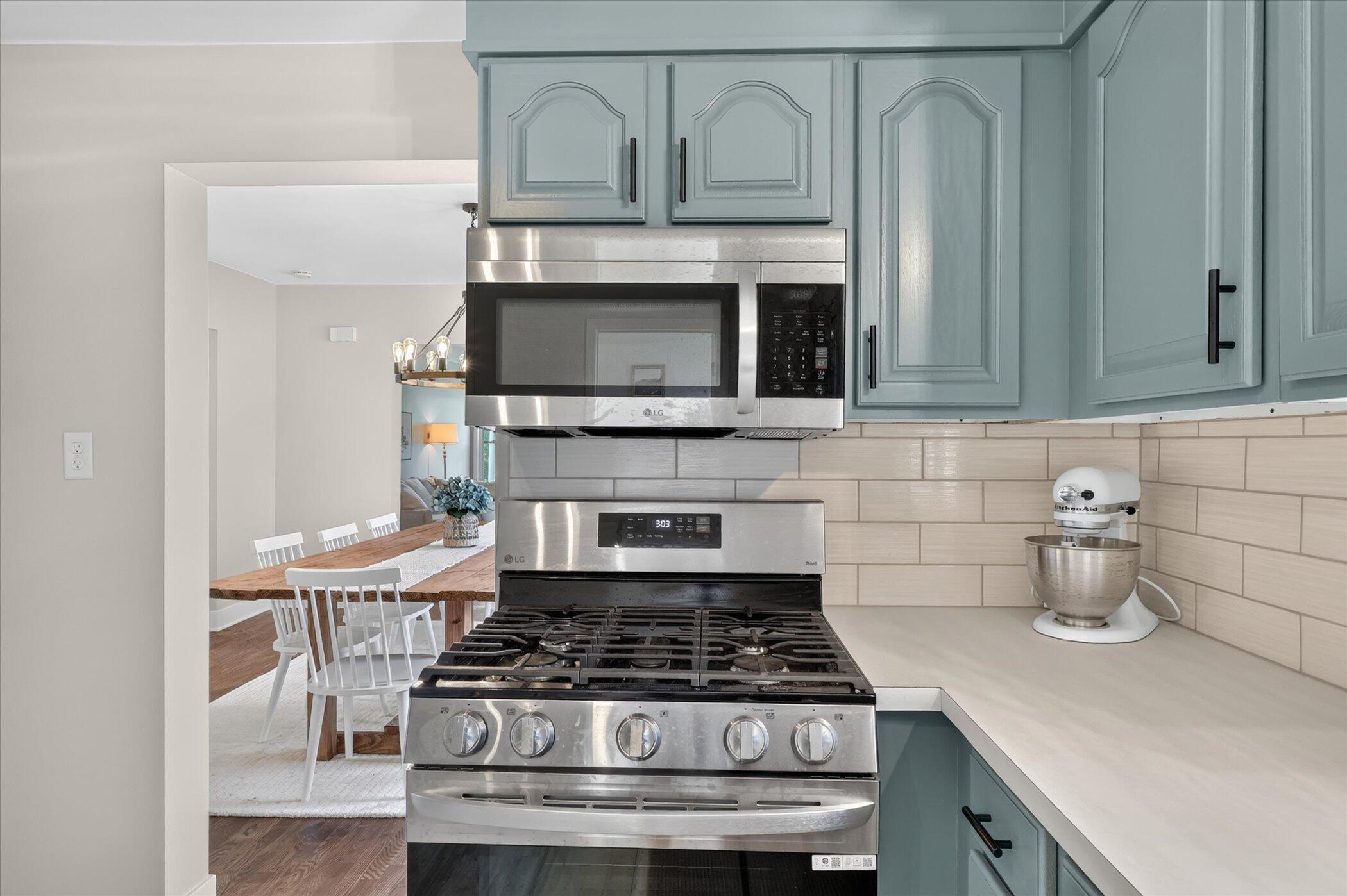 6816 Division Avenue N Property Photo 15