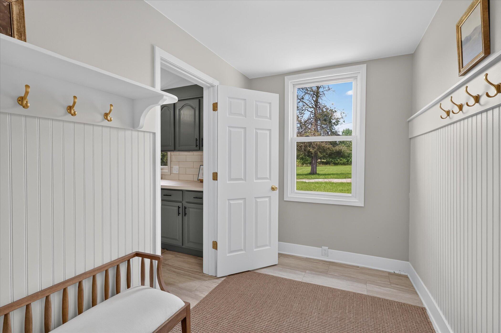 6816 Division Avenue N Property Photo 21