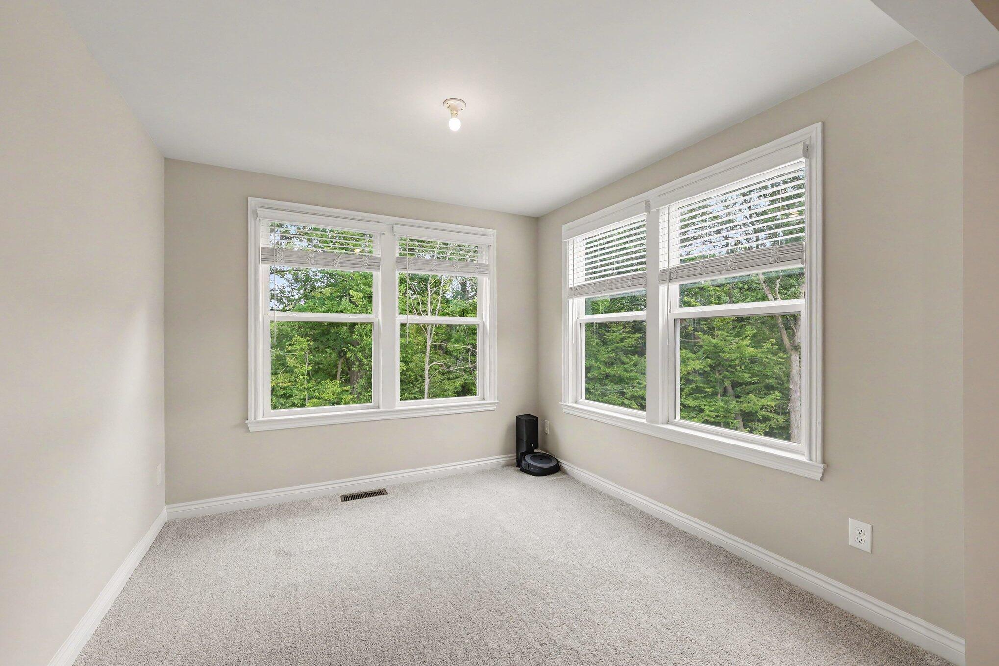 692 Peppermint Drive Property Photo 21