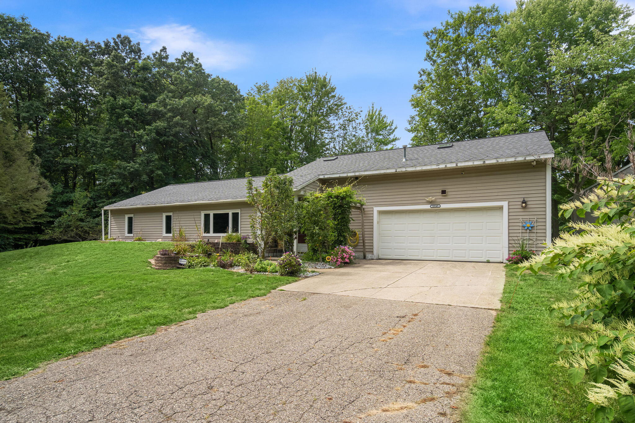 18145 148th Avenue Property Photo 3