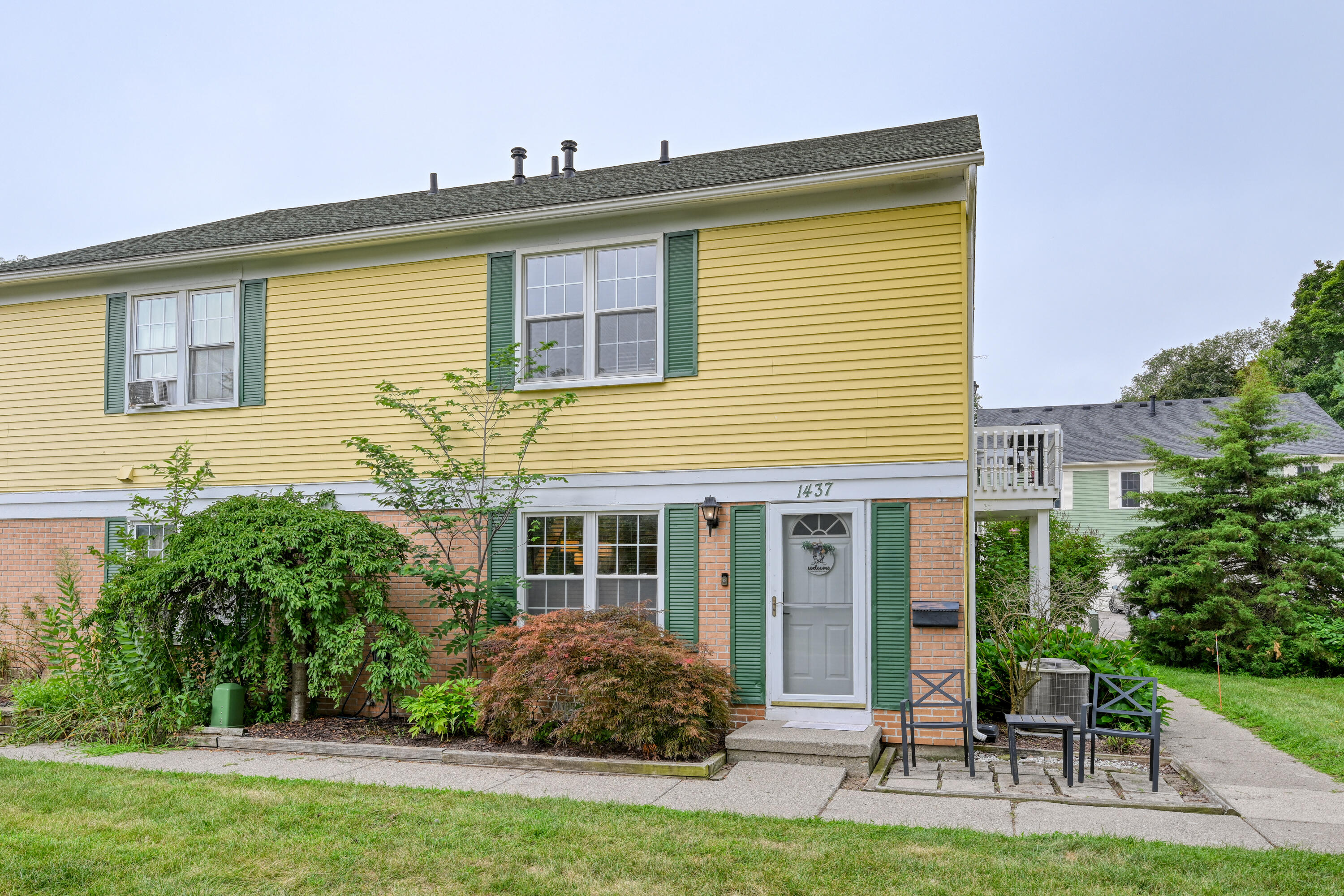 1437 Wingate Boulevard Property Photo 3
