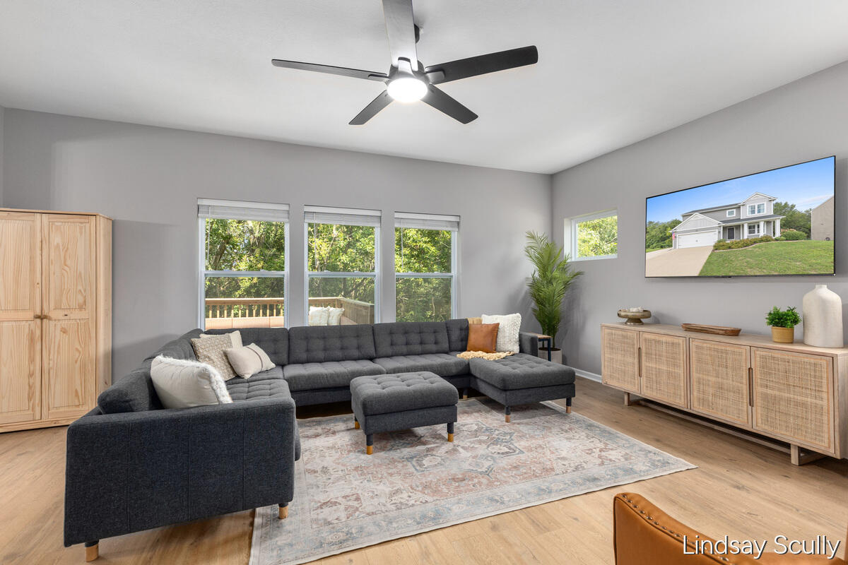 363 Minstehr Drive Property Photo 6
