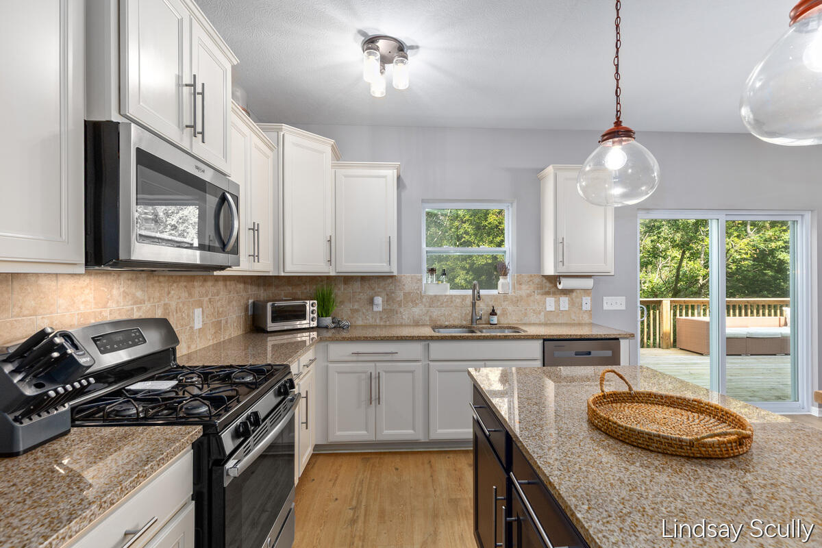 363 Minstehr Drive Property Photo 12