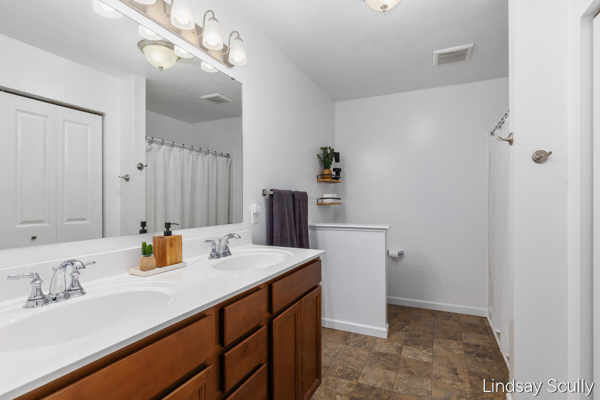 363 Minstehr Drive Property Photo 22