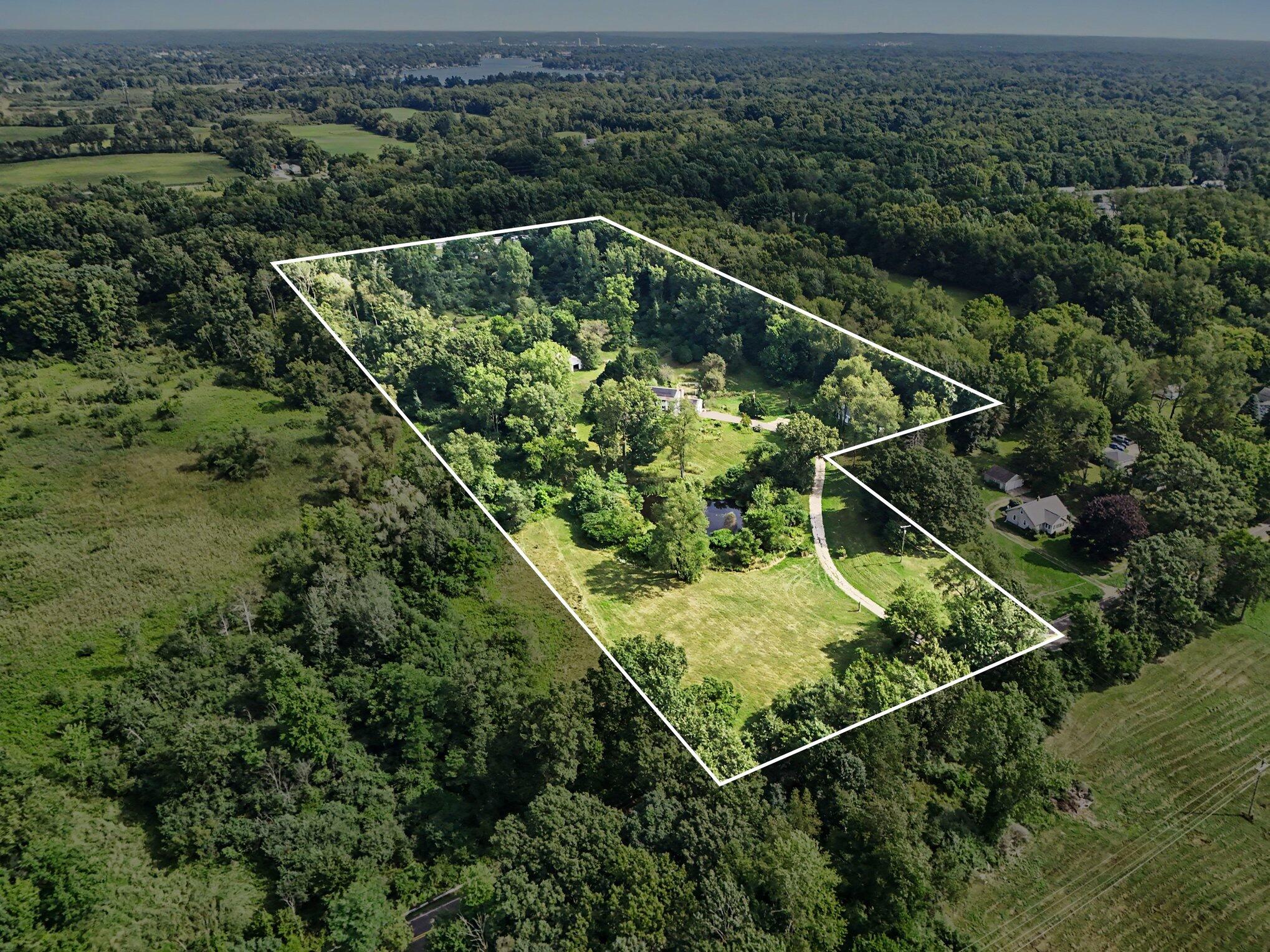 3715 Beckley Road Property Photo 6