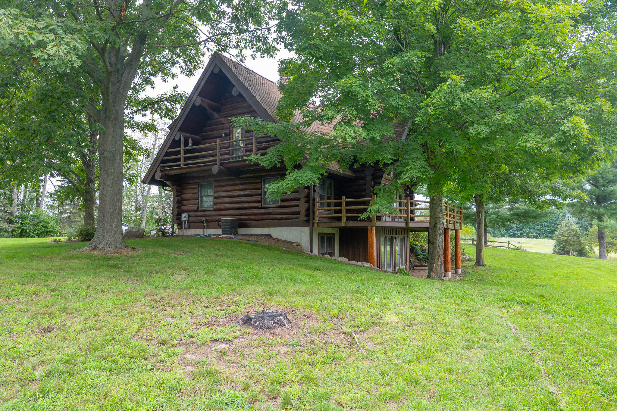 12680 Day Road Property Photo 3