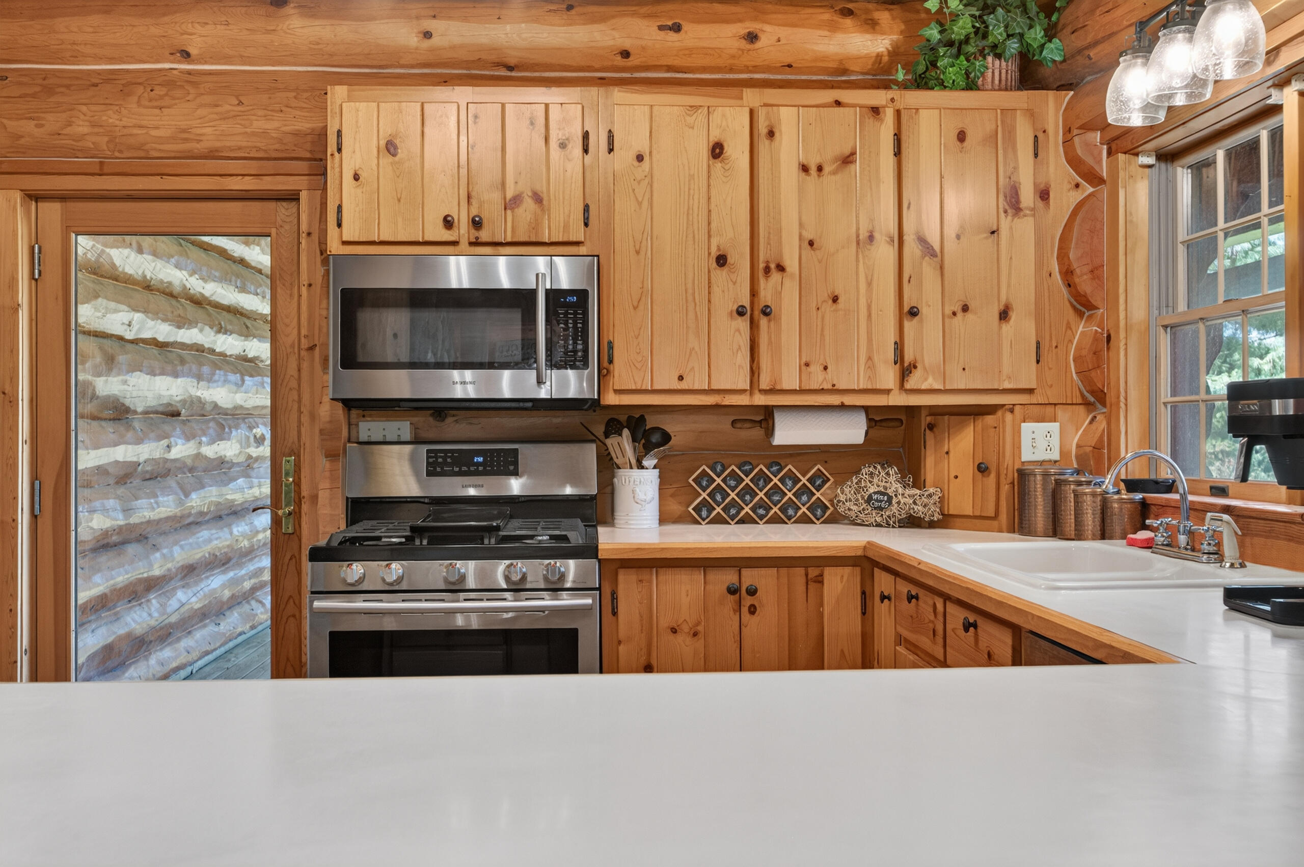 12680 Day Road Property Photo 39