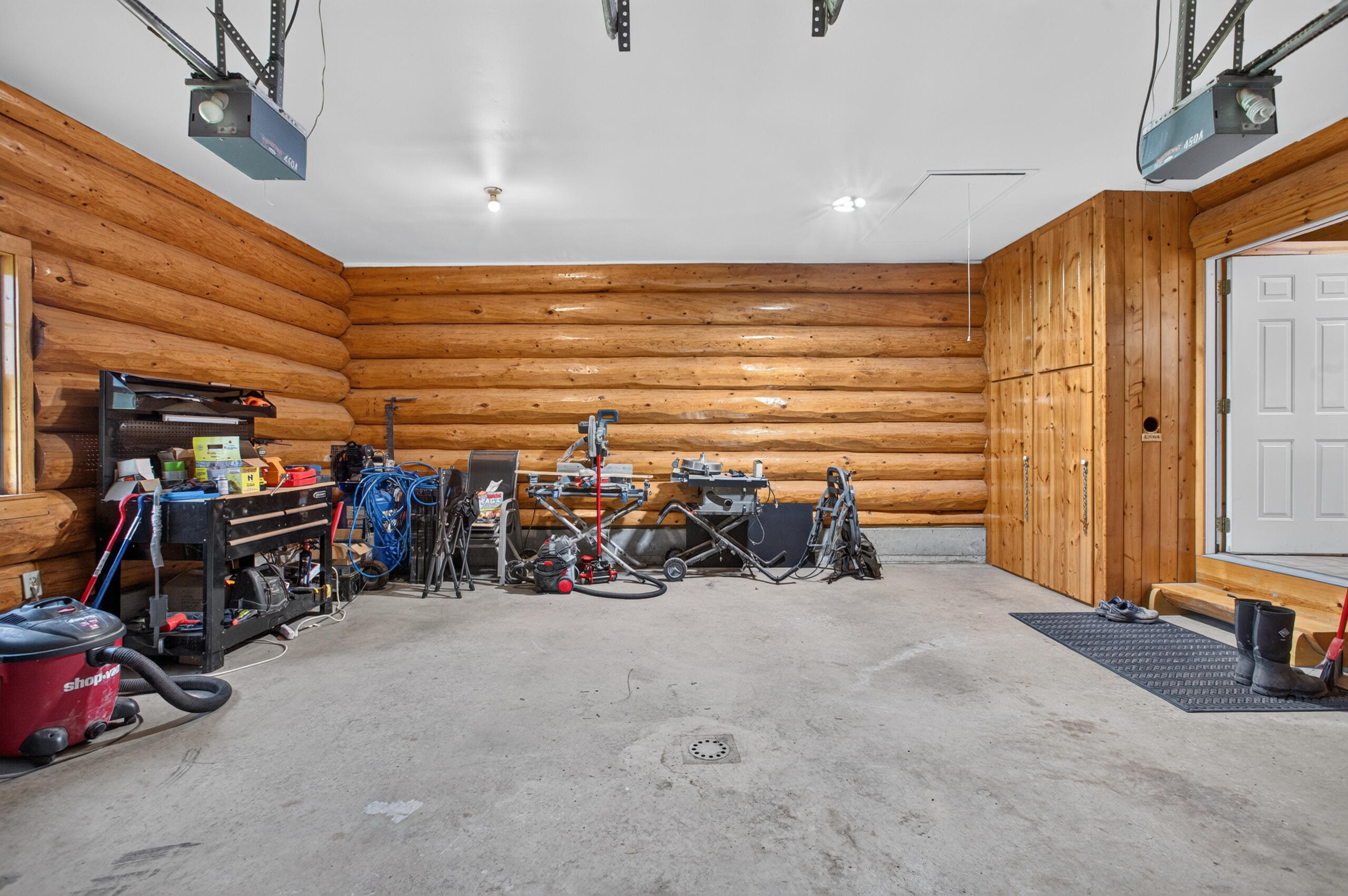 12680 Day Road Property Photo 40
