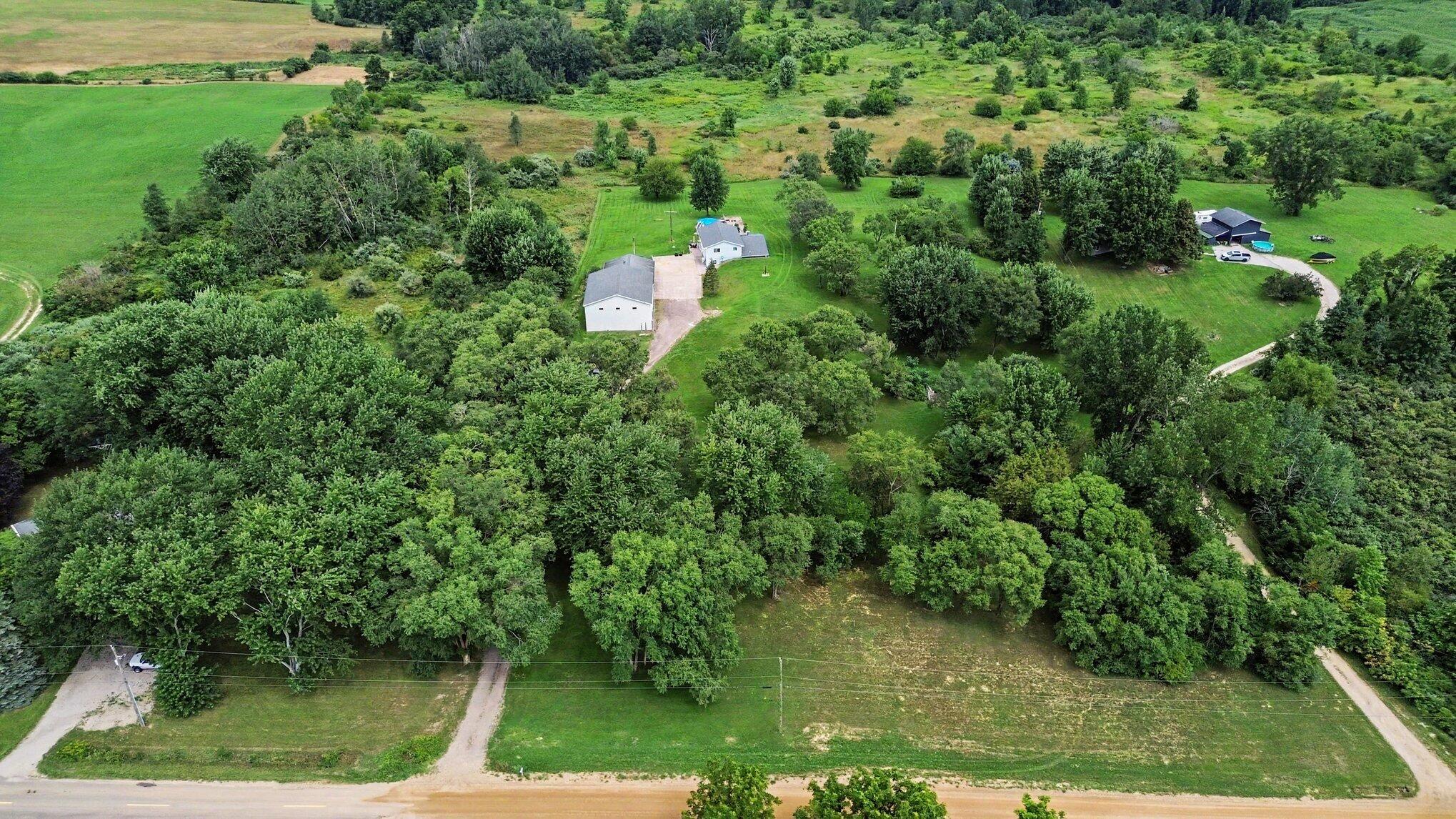 6793 Carmody Road Property Photo 4