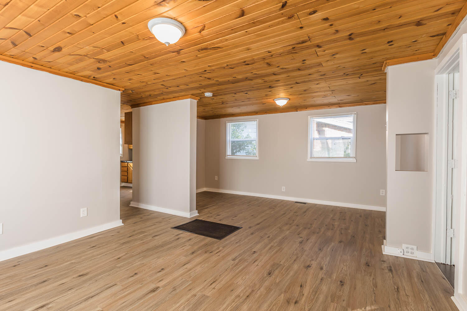 1122 3rd Street Nw Property Photo 2