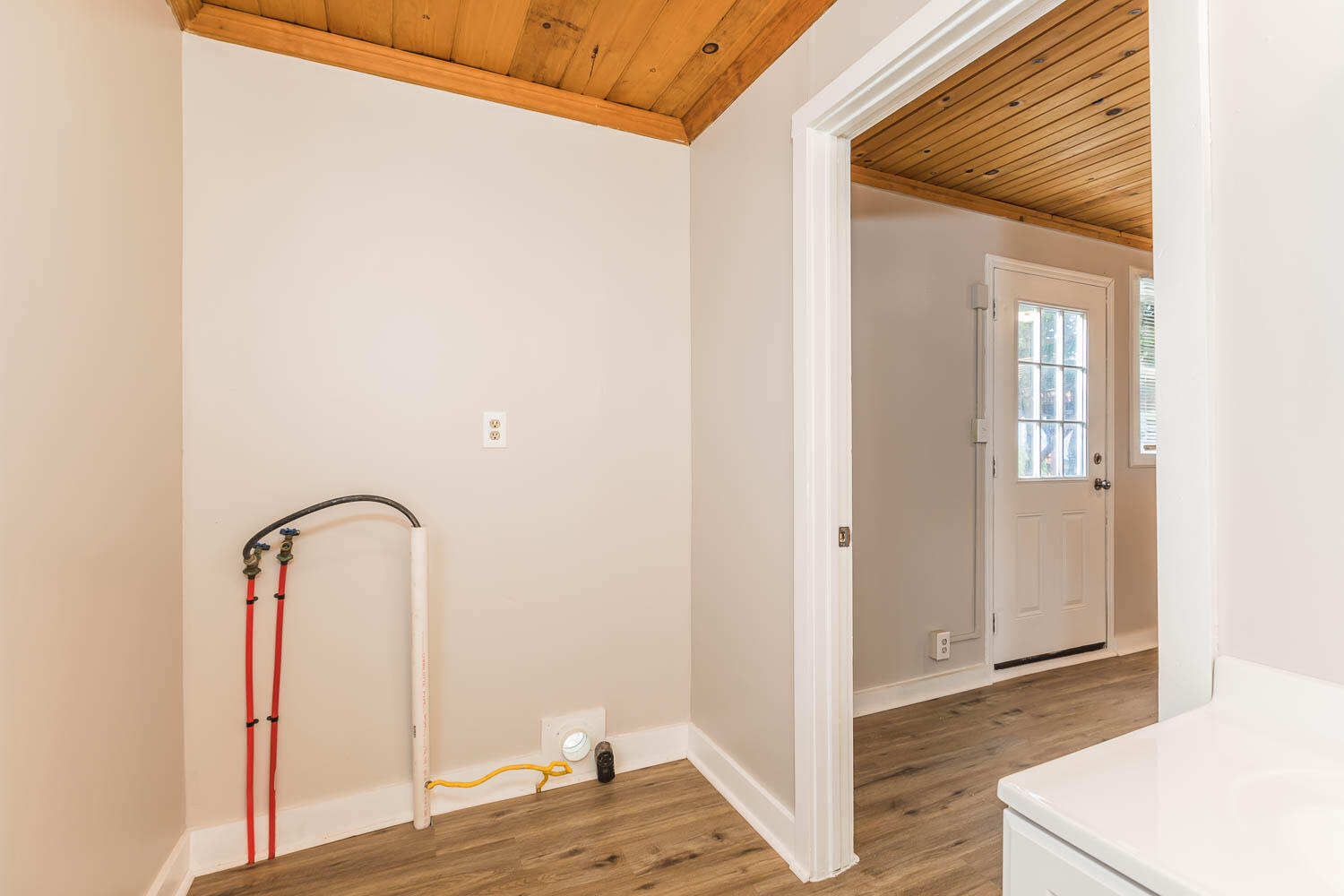 1122 3rd Street Nw Property Photo 10