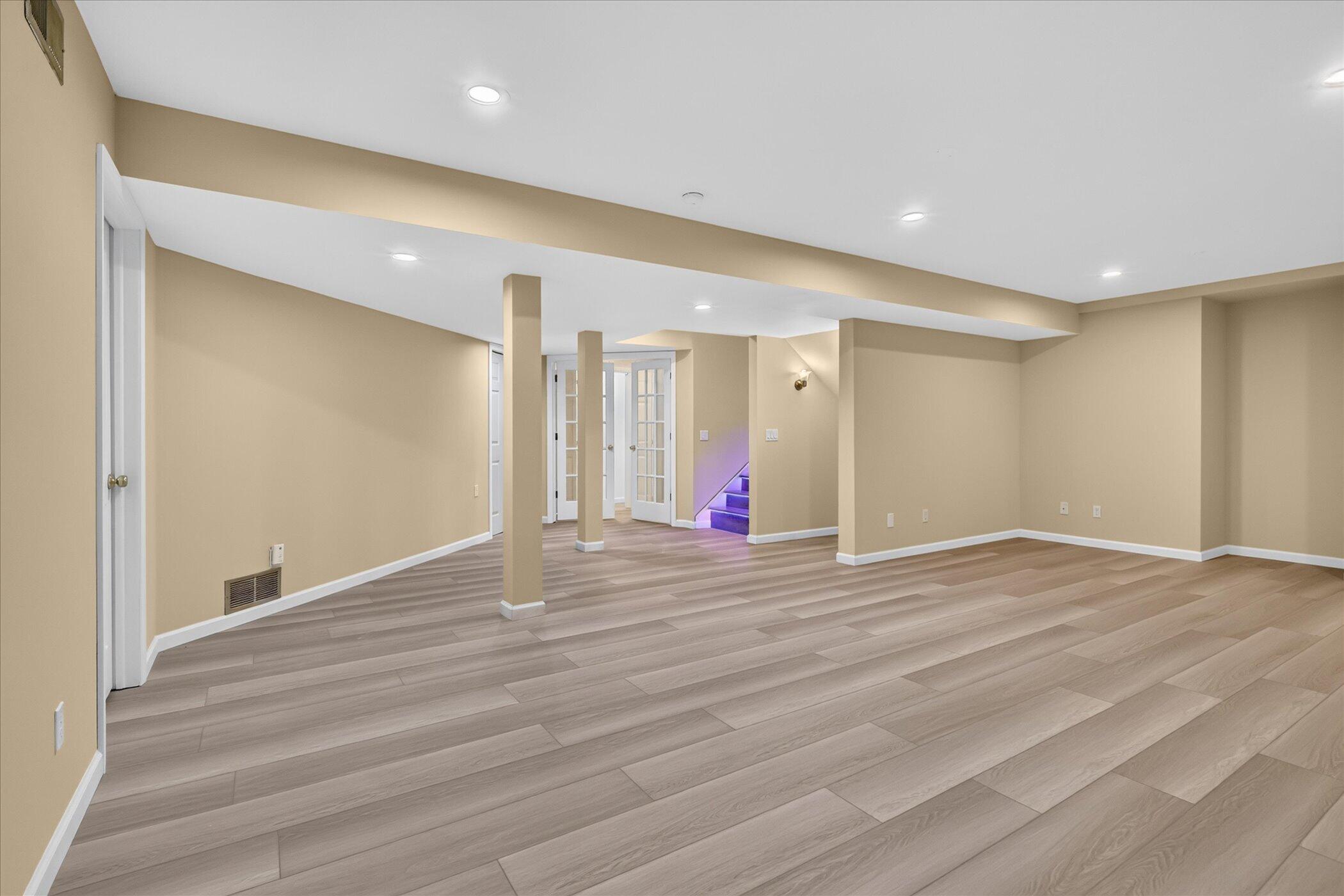 7521 Mac Arthur Lane Property Photo 35