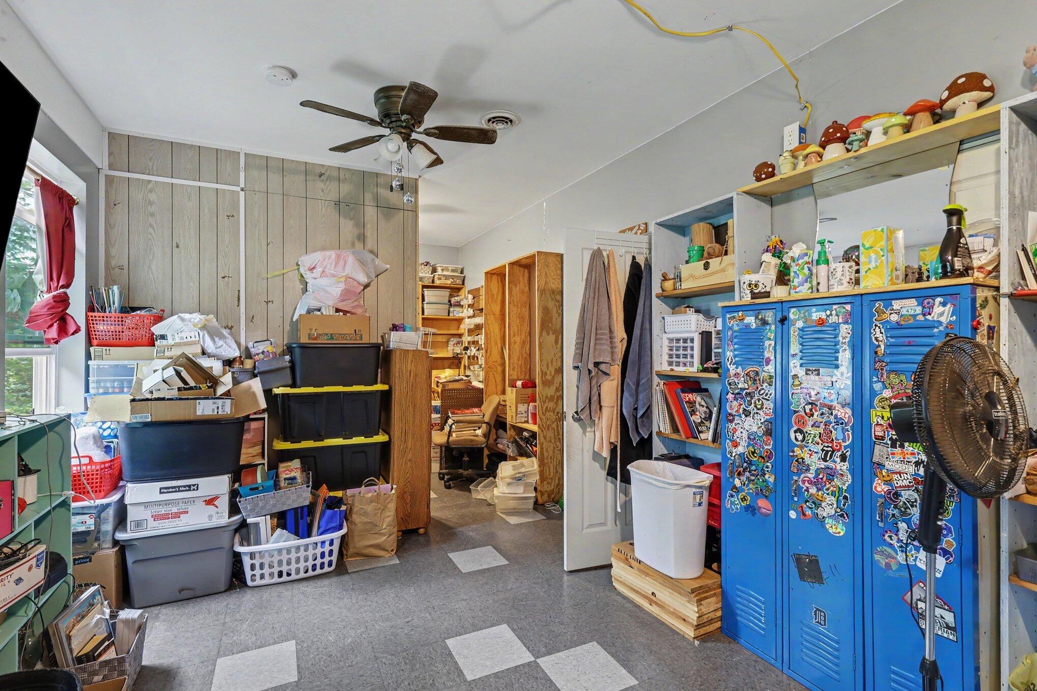6041 Thru Roamin Drive Property Photo 19