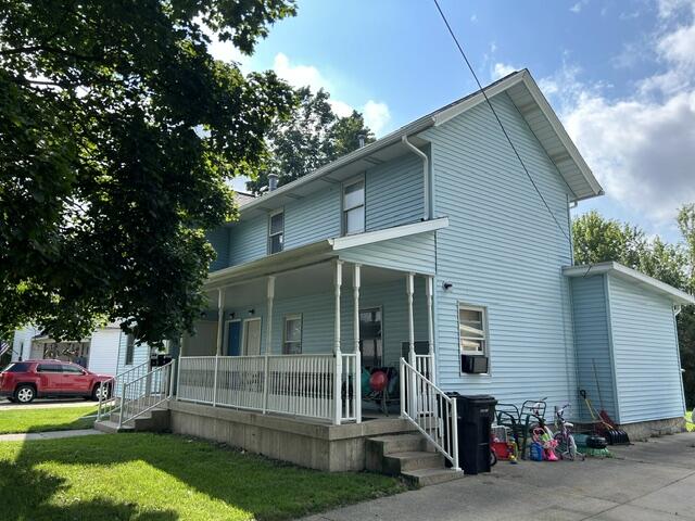 330 W Mill Street Property Photo 2