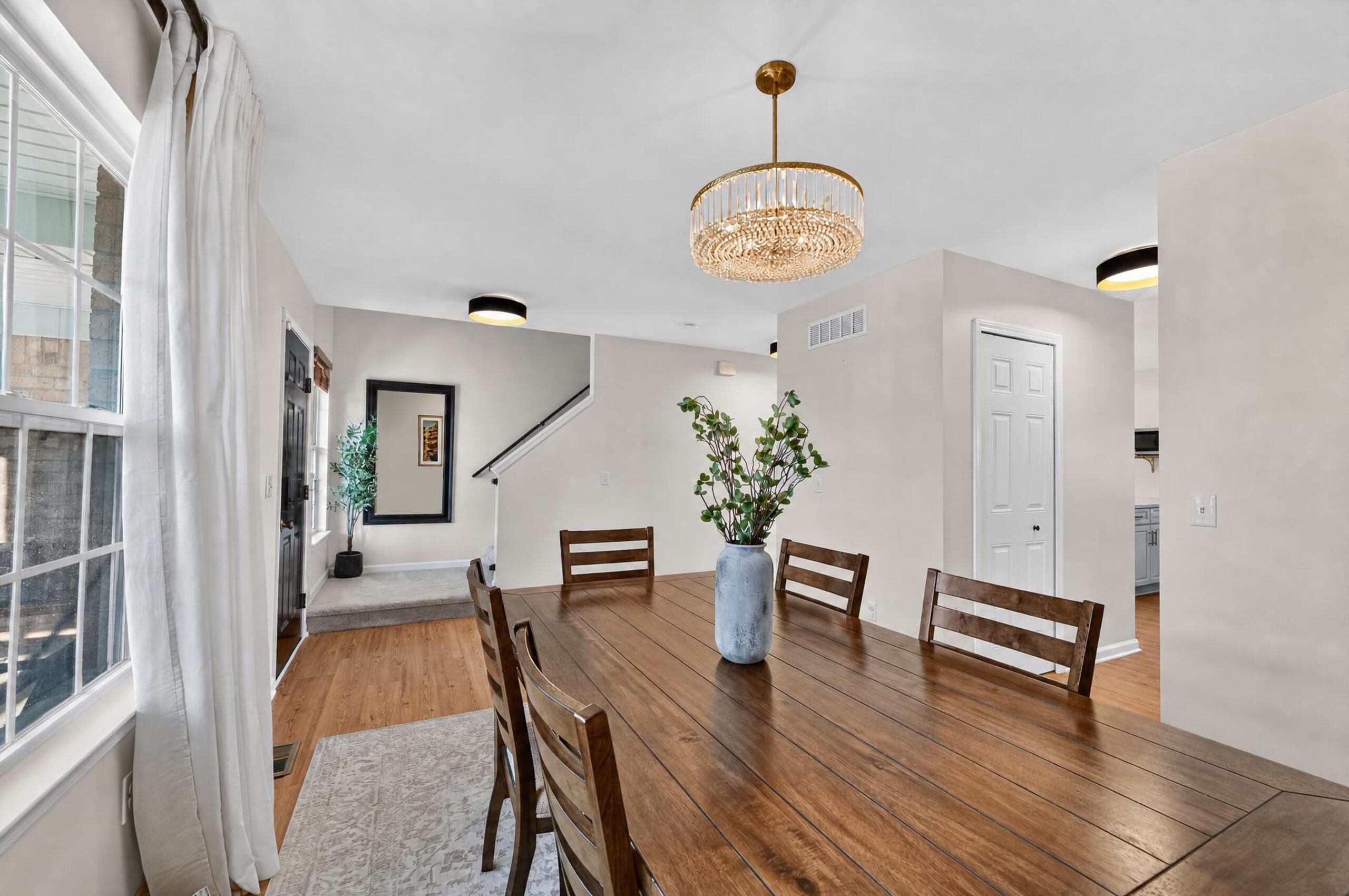 9168 Parkland Drive Property Photo 10