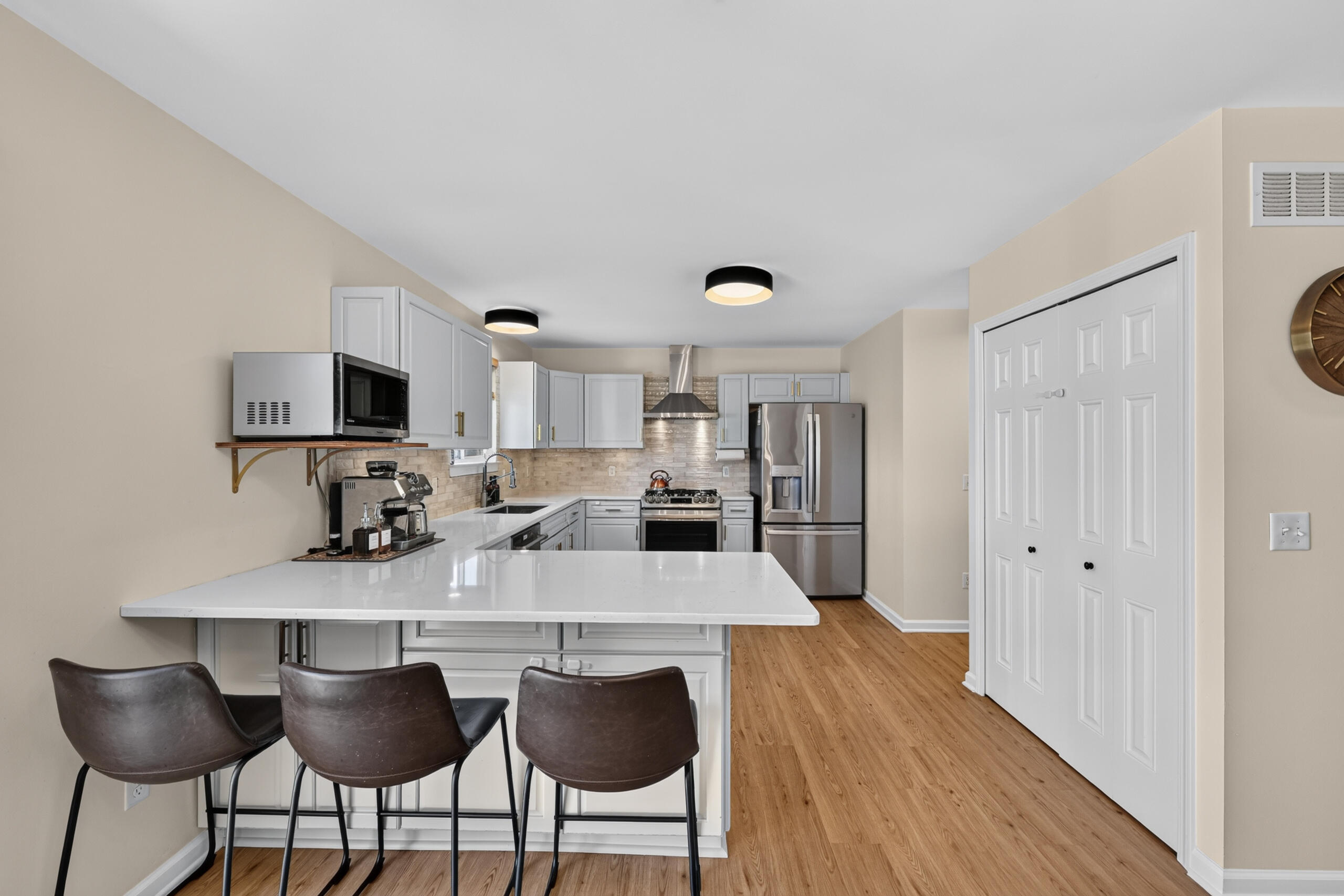 9168 Parkland Drive Property Photo 12