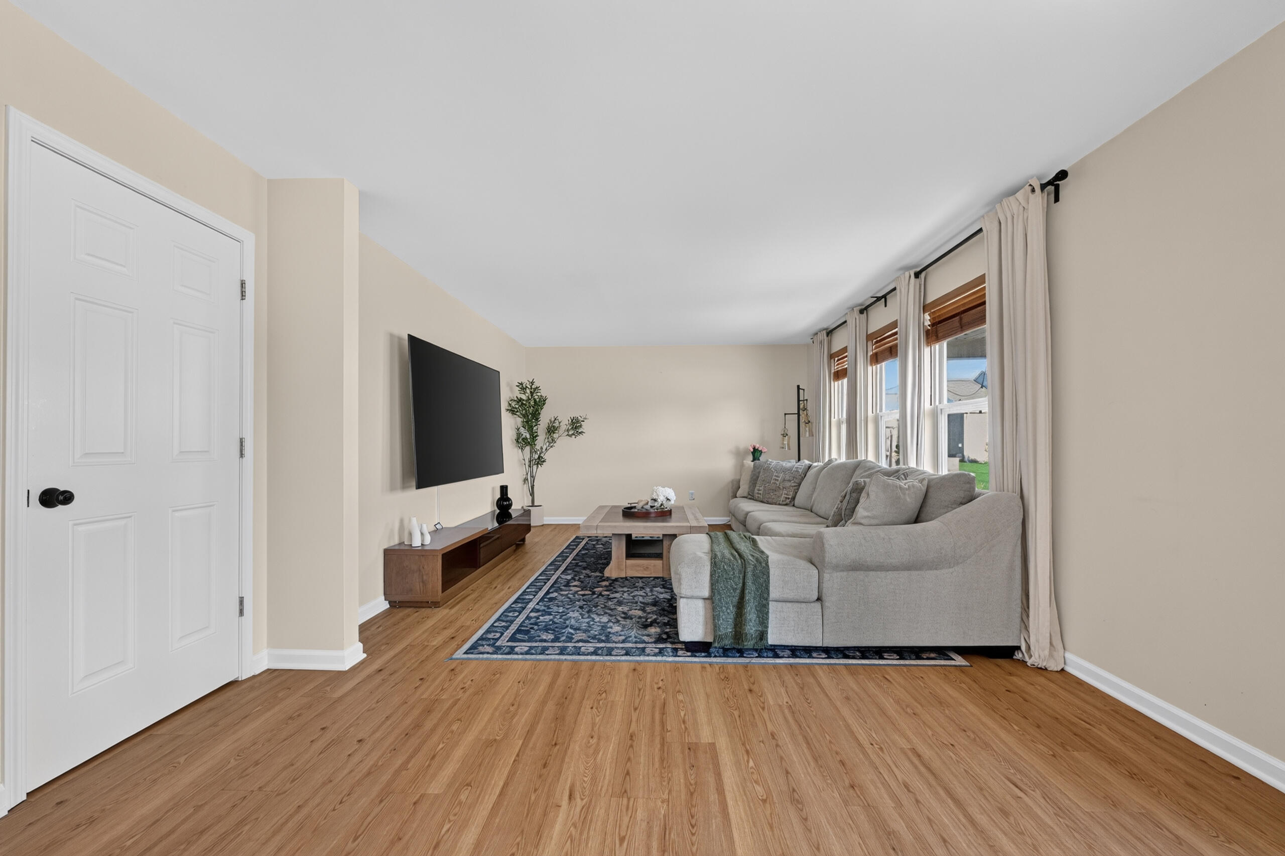 9168 Parkland Drive Property Photo 15
