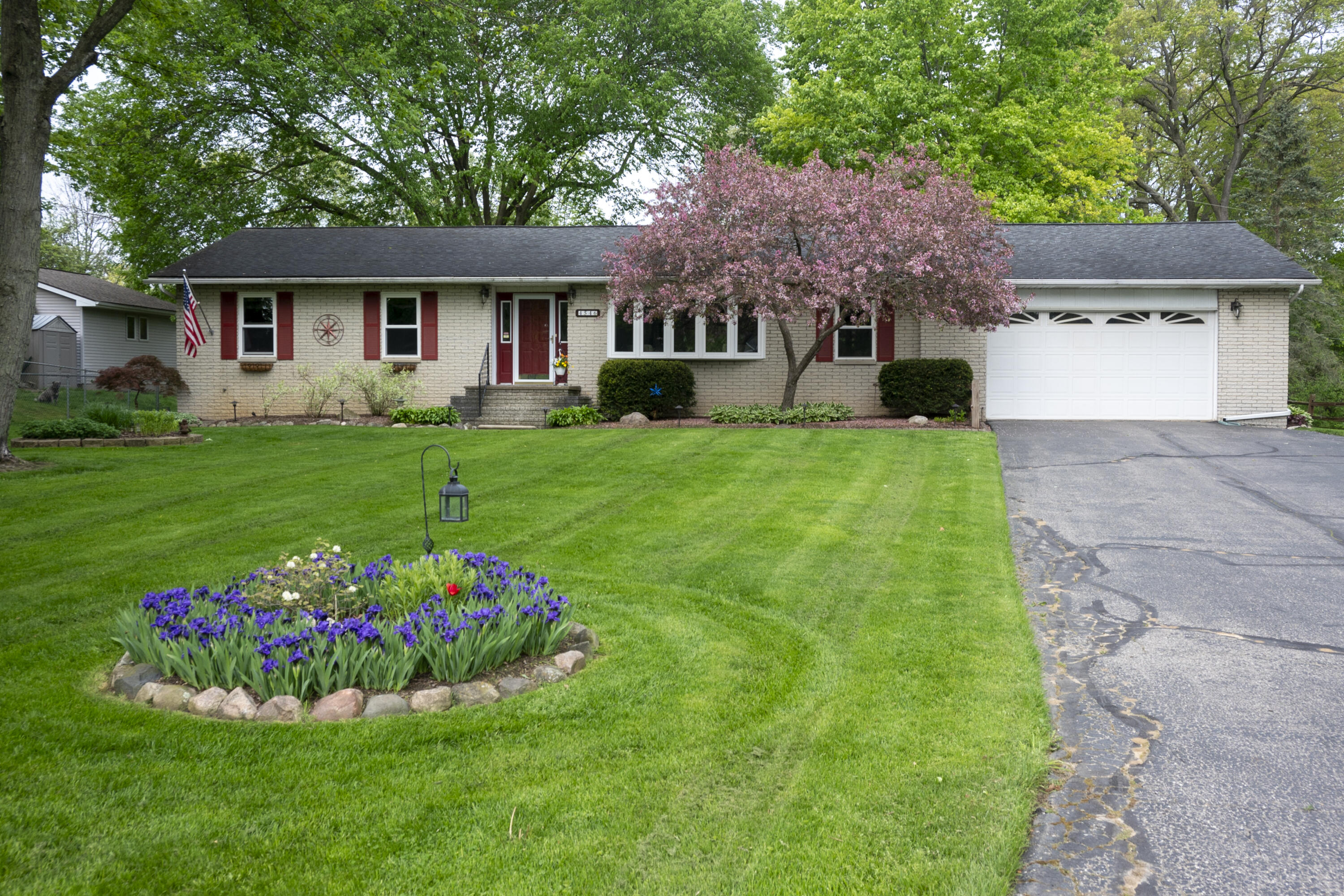 4546 Rohr Road Property Photo 1