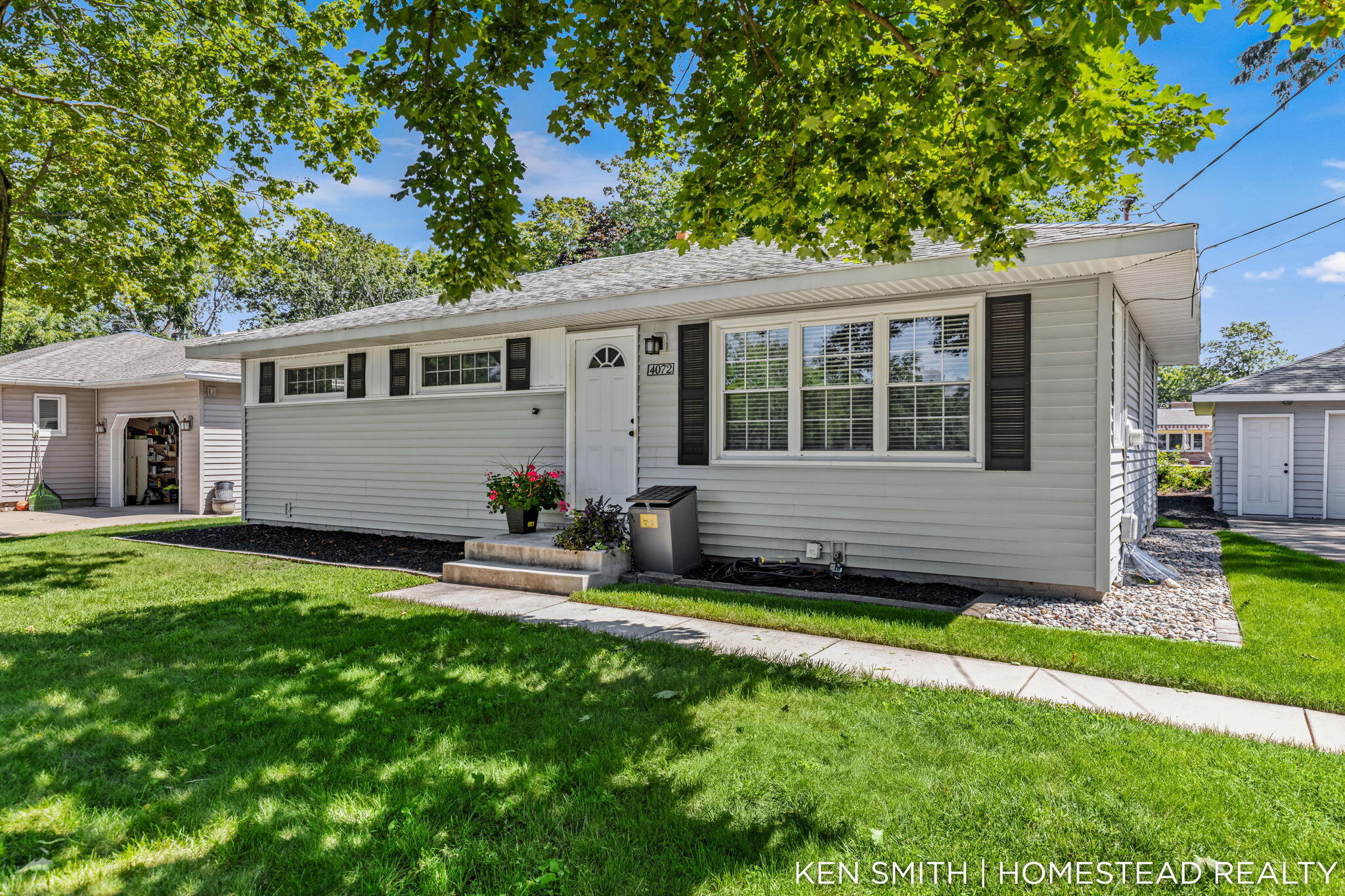4072 Lila Street Sw Property Photo 1