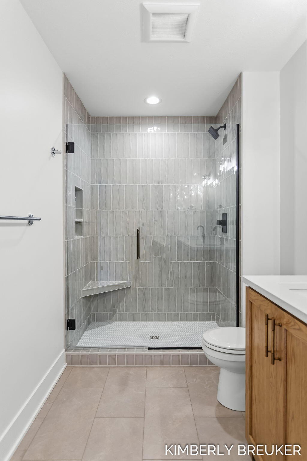 11802 Everett Avenue Property Photo 44