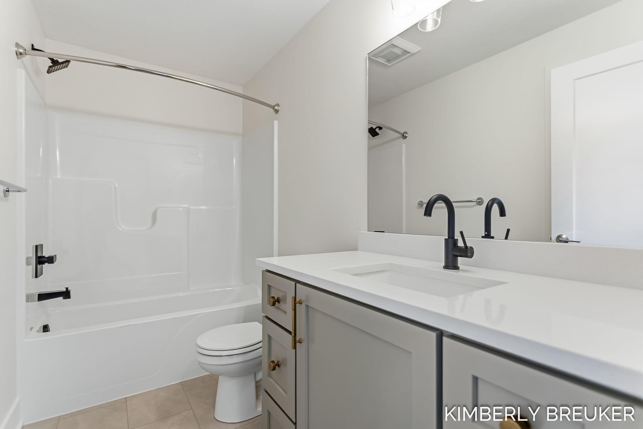 11802 Everett Avenue Property Photo 51