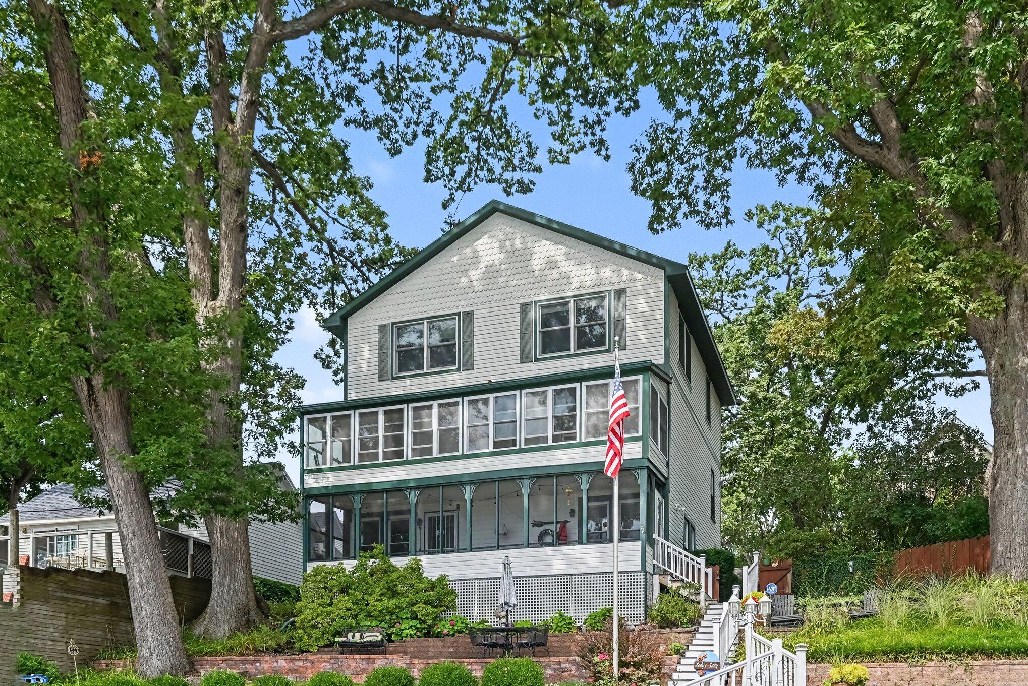 77 Park Avenue Property Photo 1