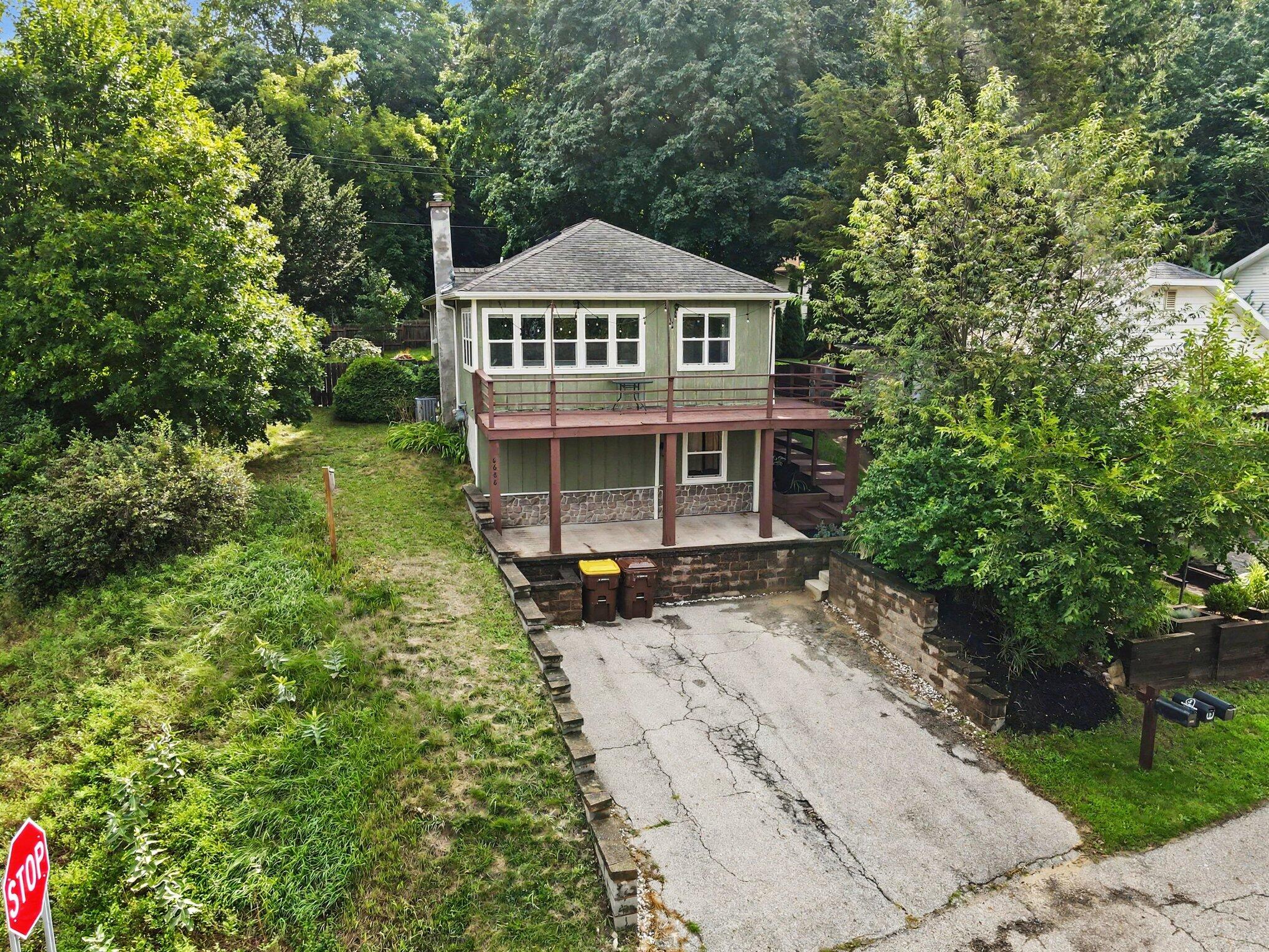 6688 Echo Drive Ne Property Photo 2
