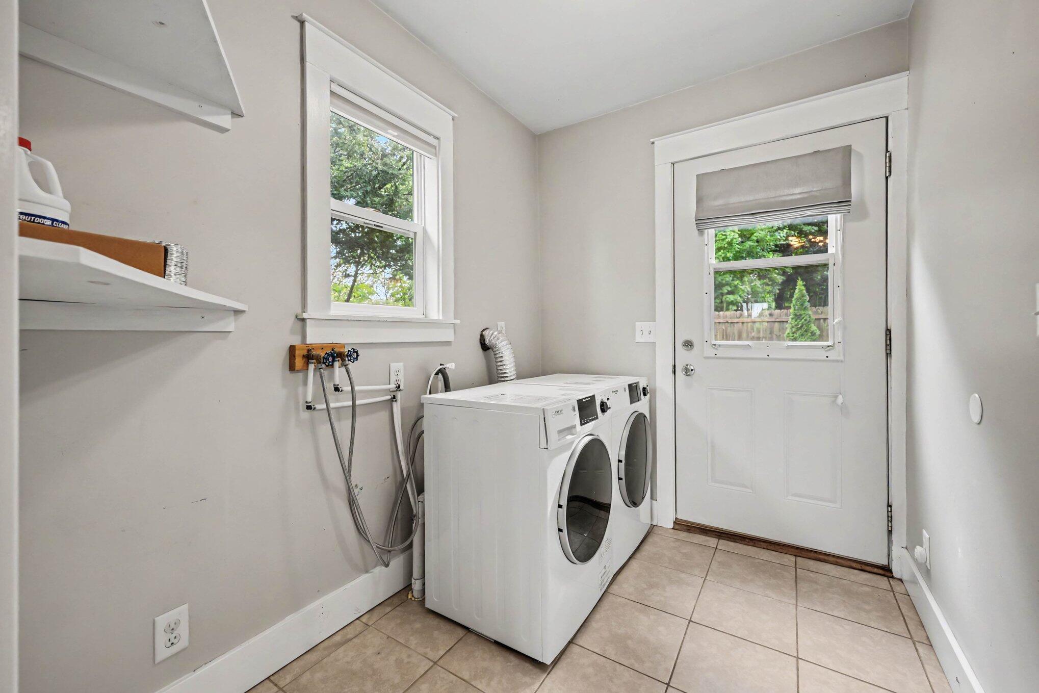 6688 Echo Drive Ne Property Photo 10