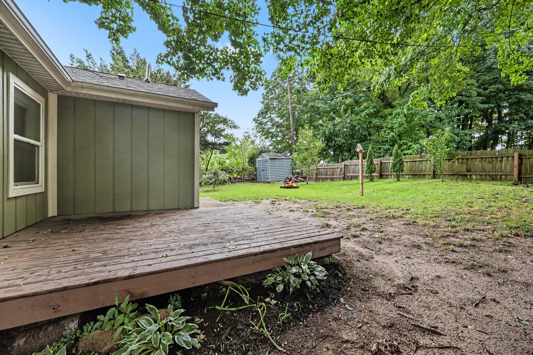 6688 Echo Drive Ne Property Photo 11