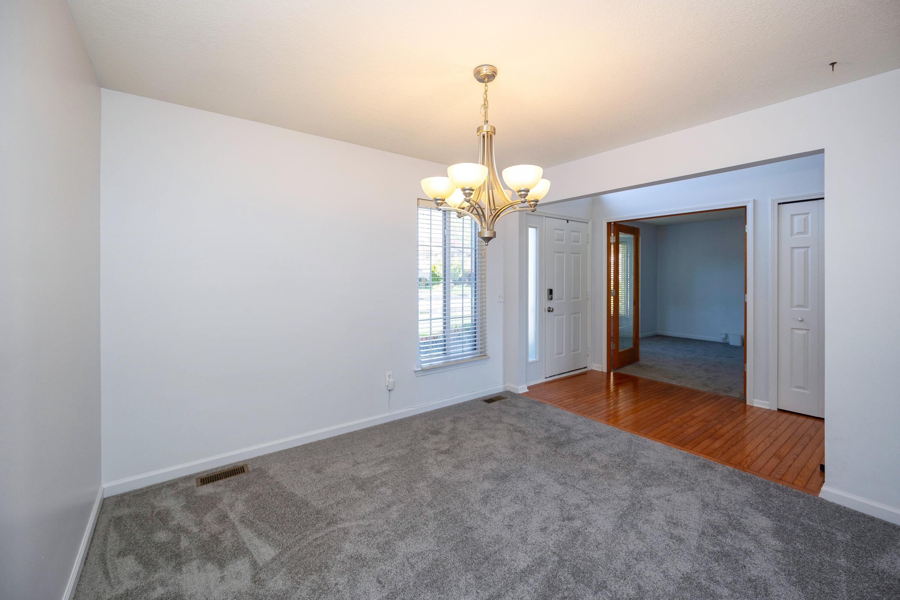 7798 Greene Farm Drive Property Photo 12