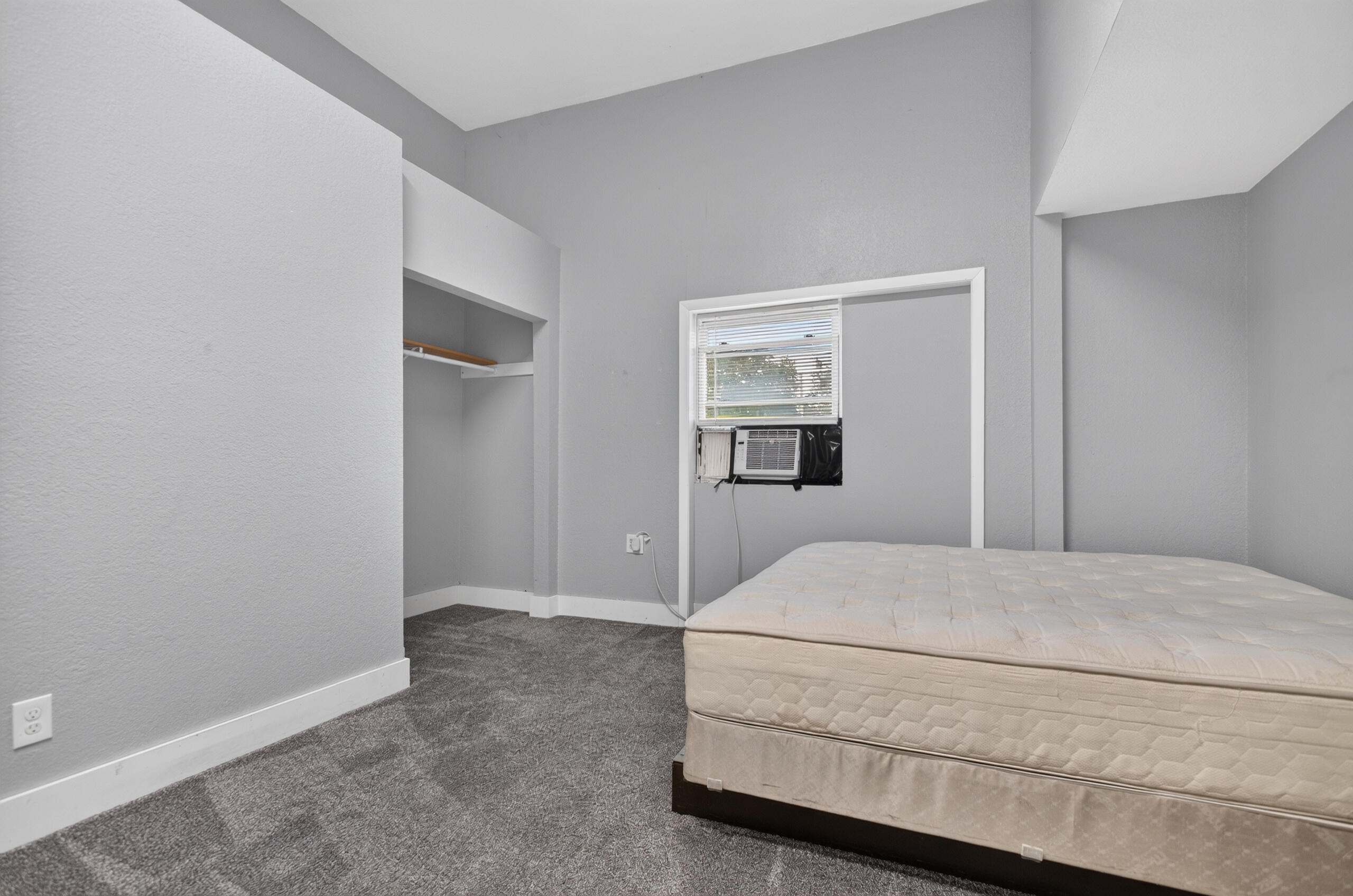 29 Monroe Street Property Photo 11