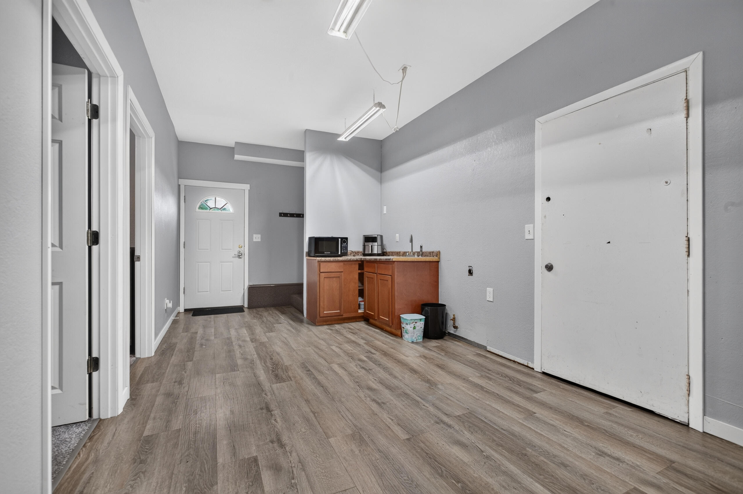 29 Monroe Street Property Photo 14