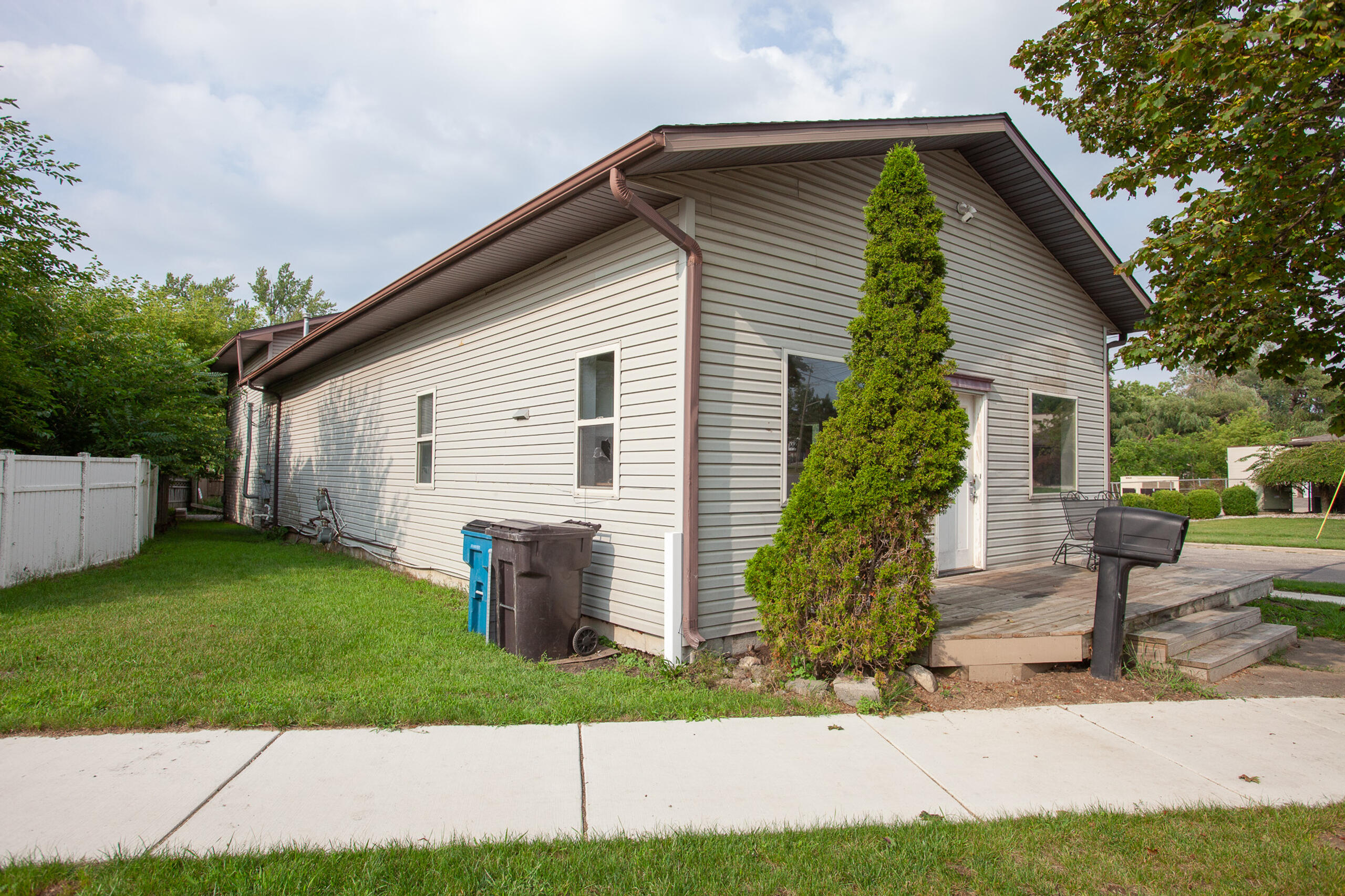 29 Monroe Street Property Photo 26