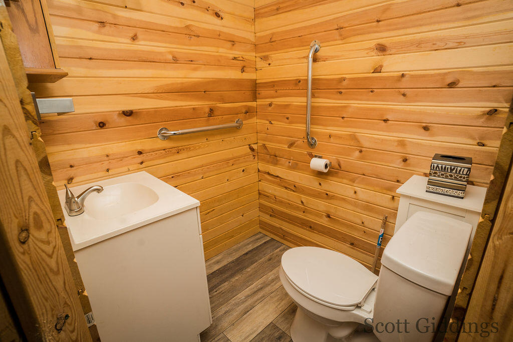 3750 N Hillman Road Property Photo 20