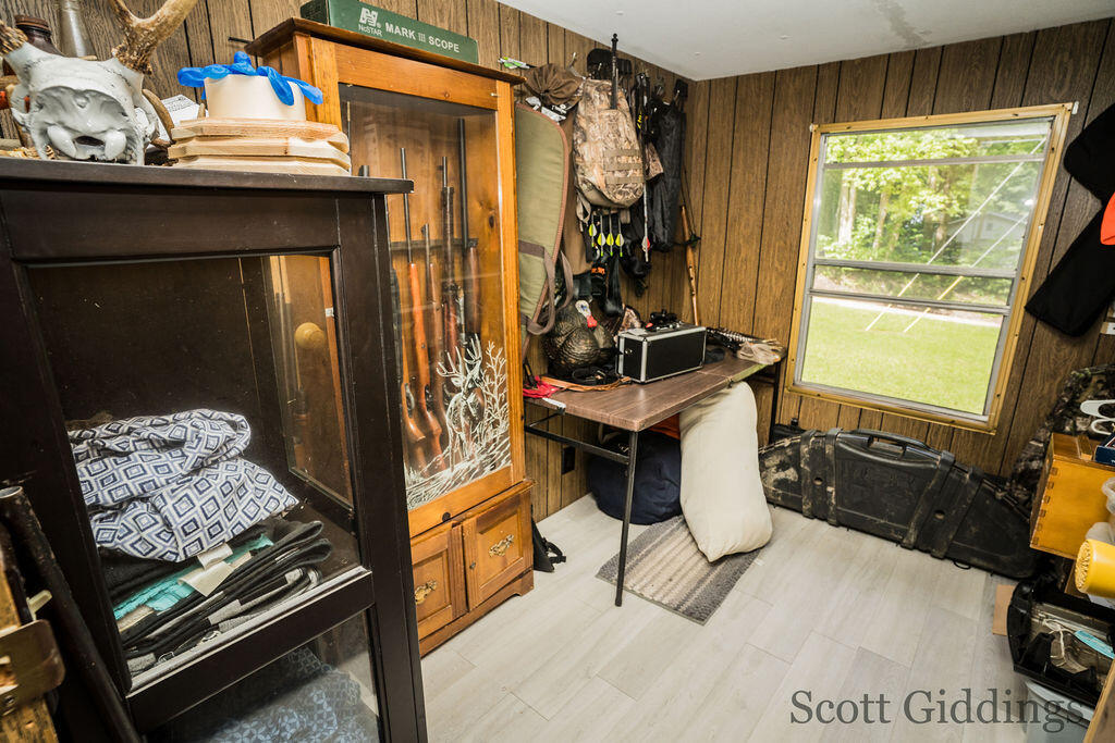 3750 N Hillman Road Property Photo 31
