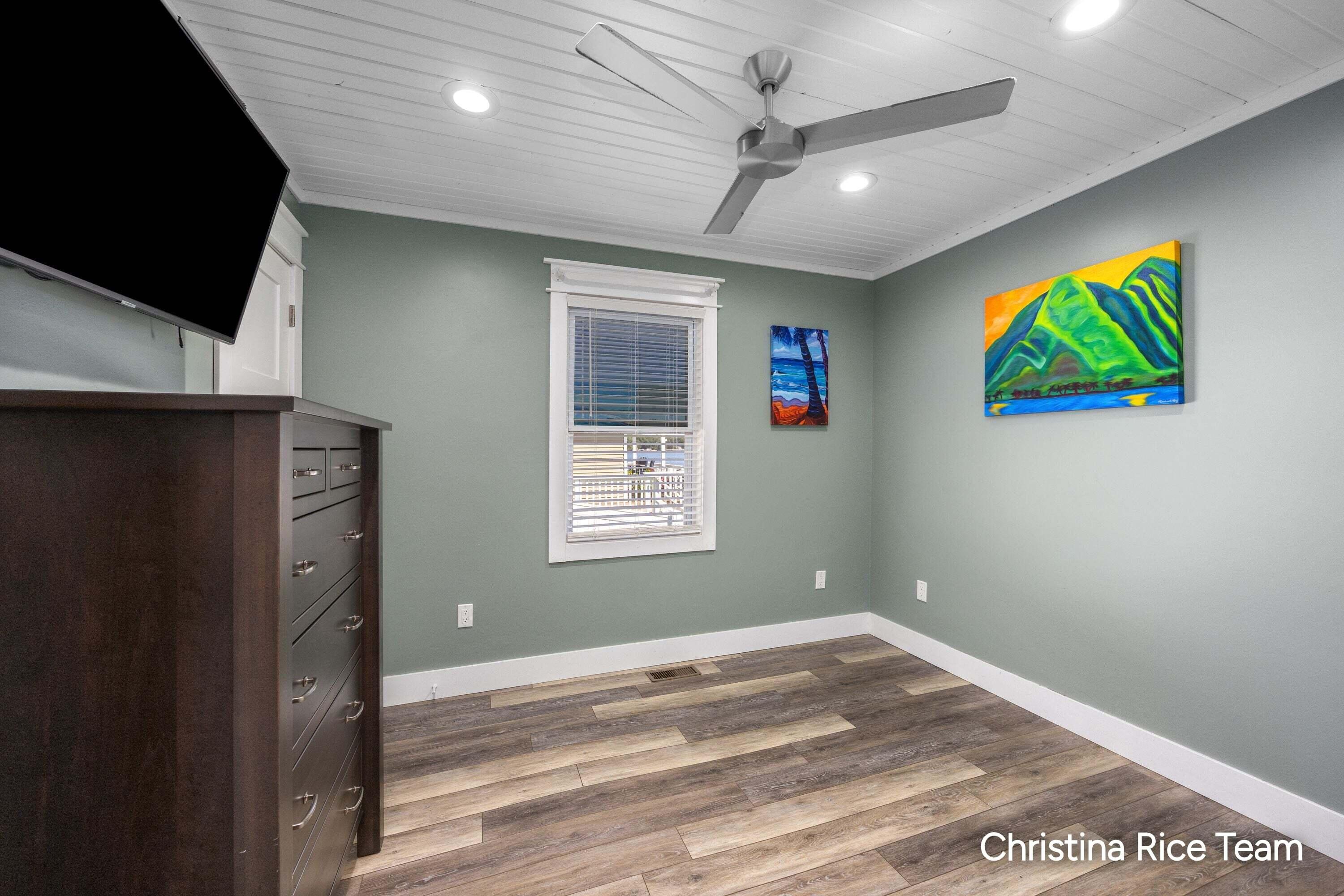 1644 N Lakeview Drive Property Photo 23