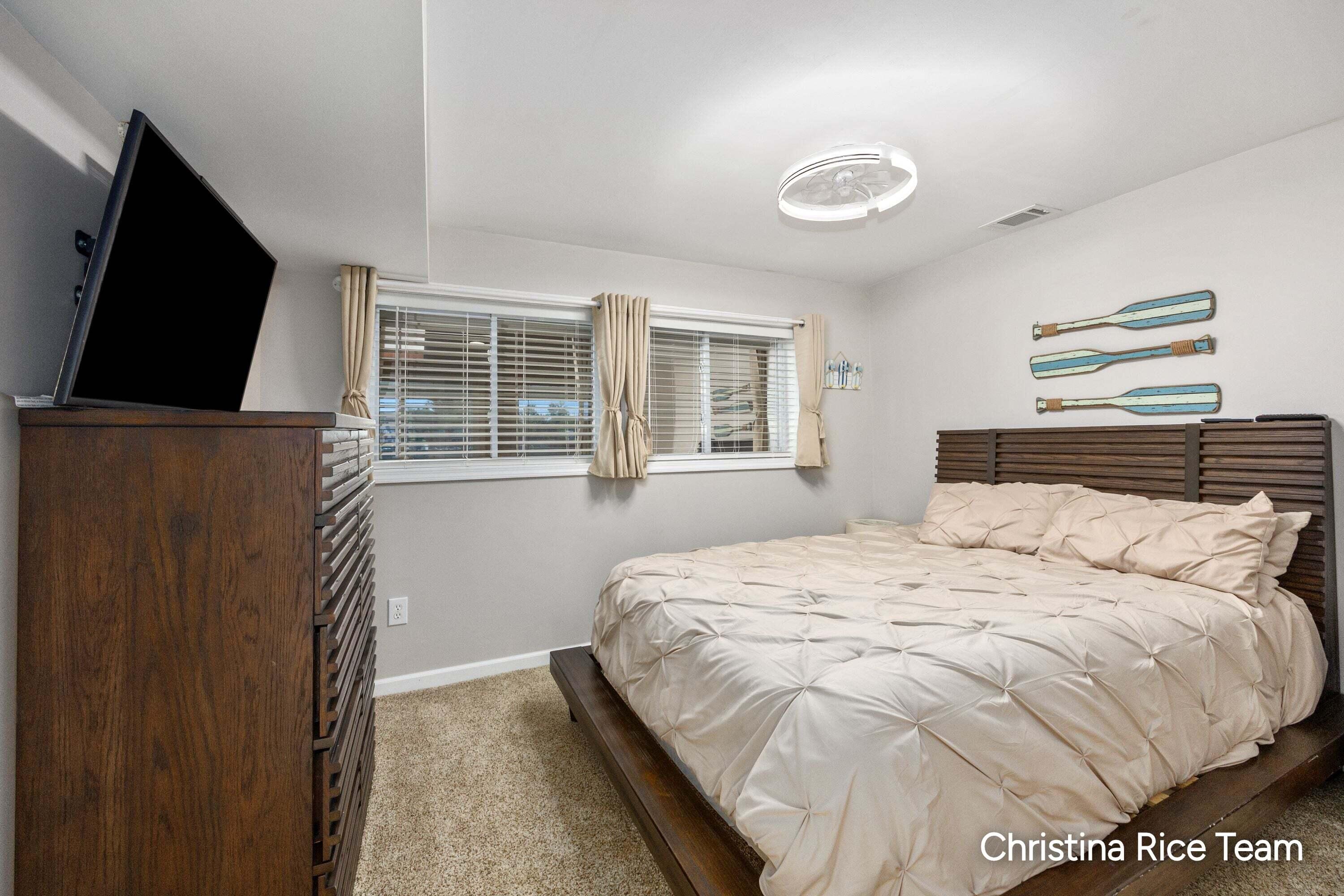 1644 N Lakeview Drive Property Photo 31