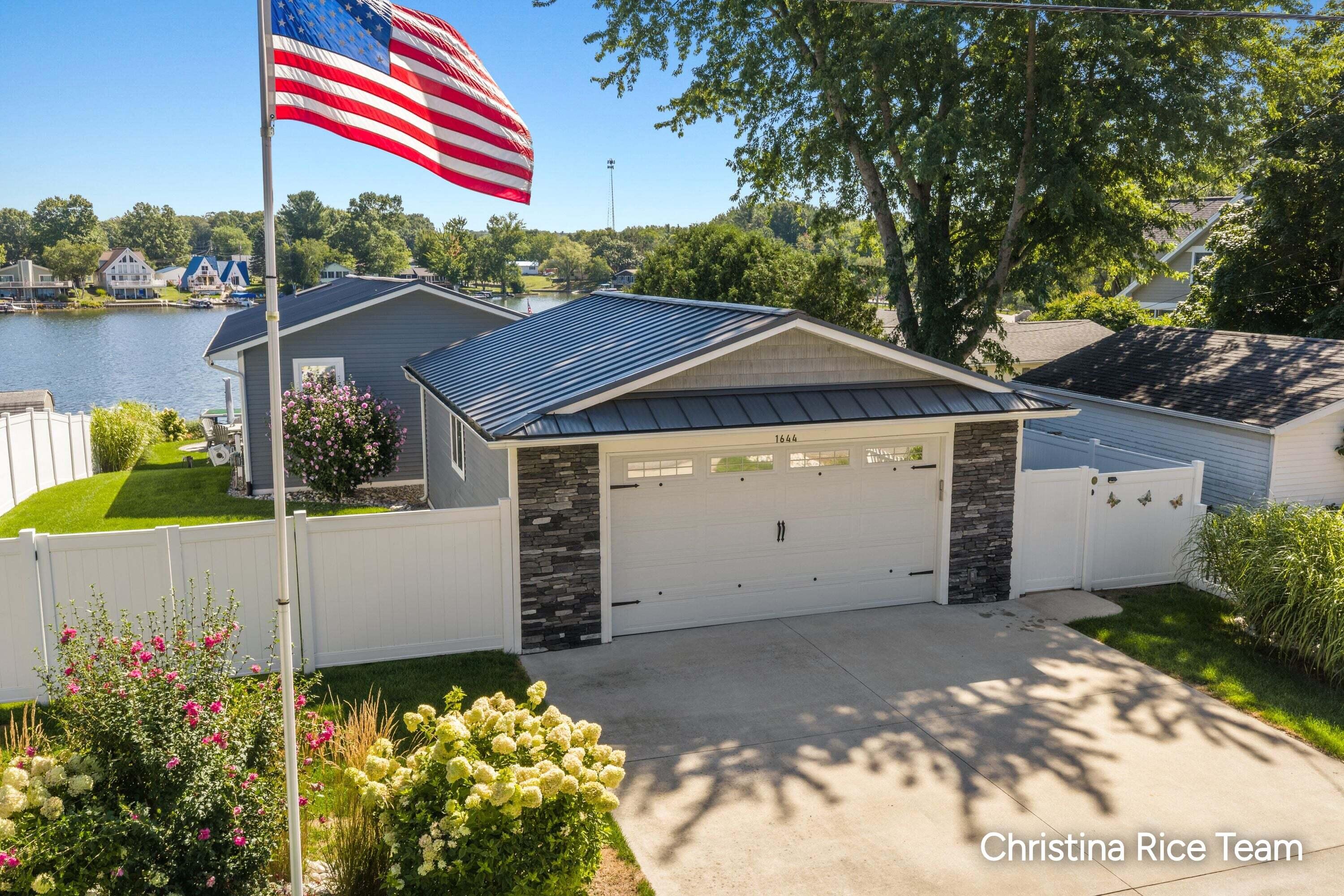 1644 N Lakeview Drive Property Photo 45