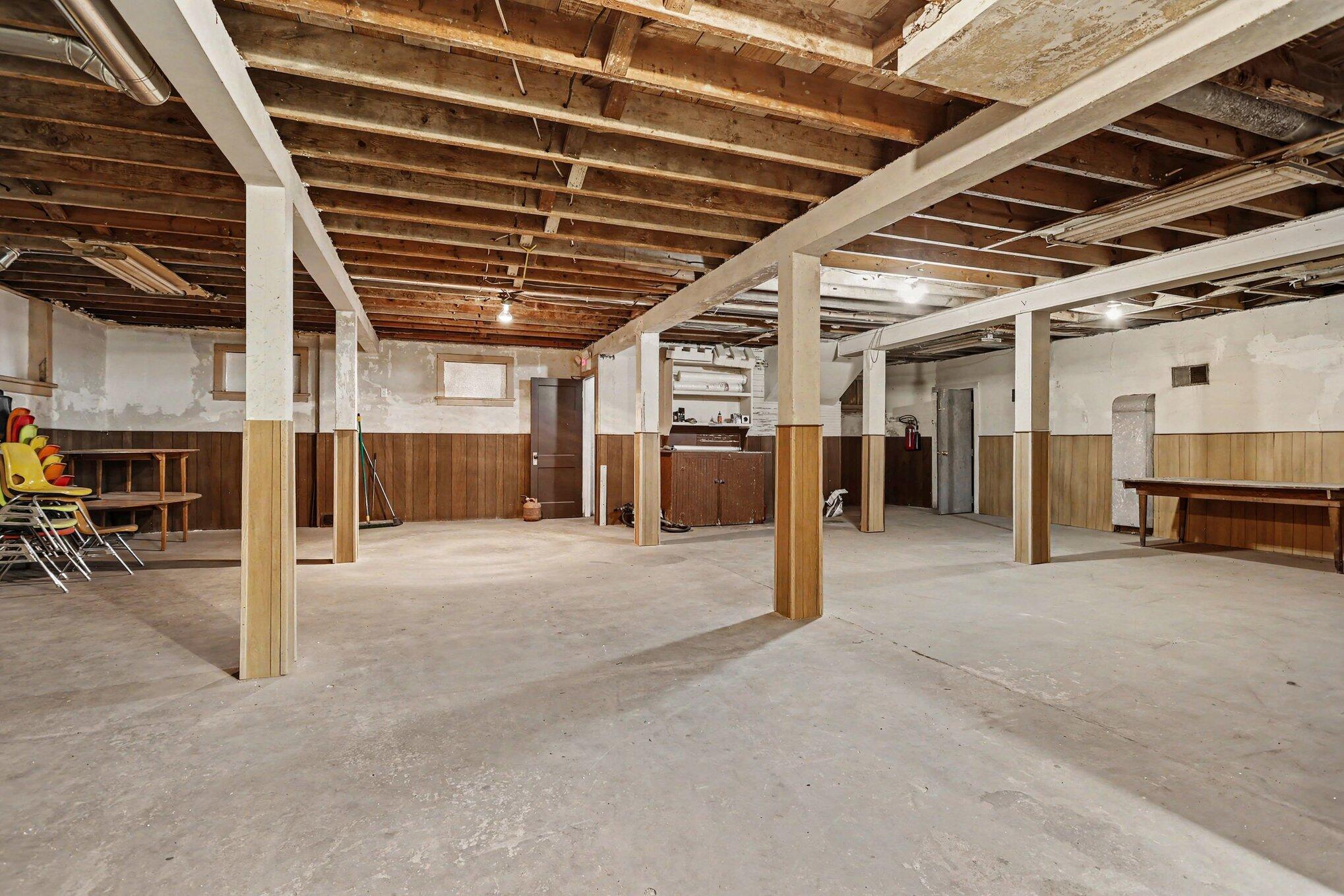 9 W Shepard Street W Property Photo 19