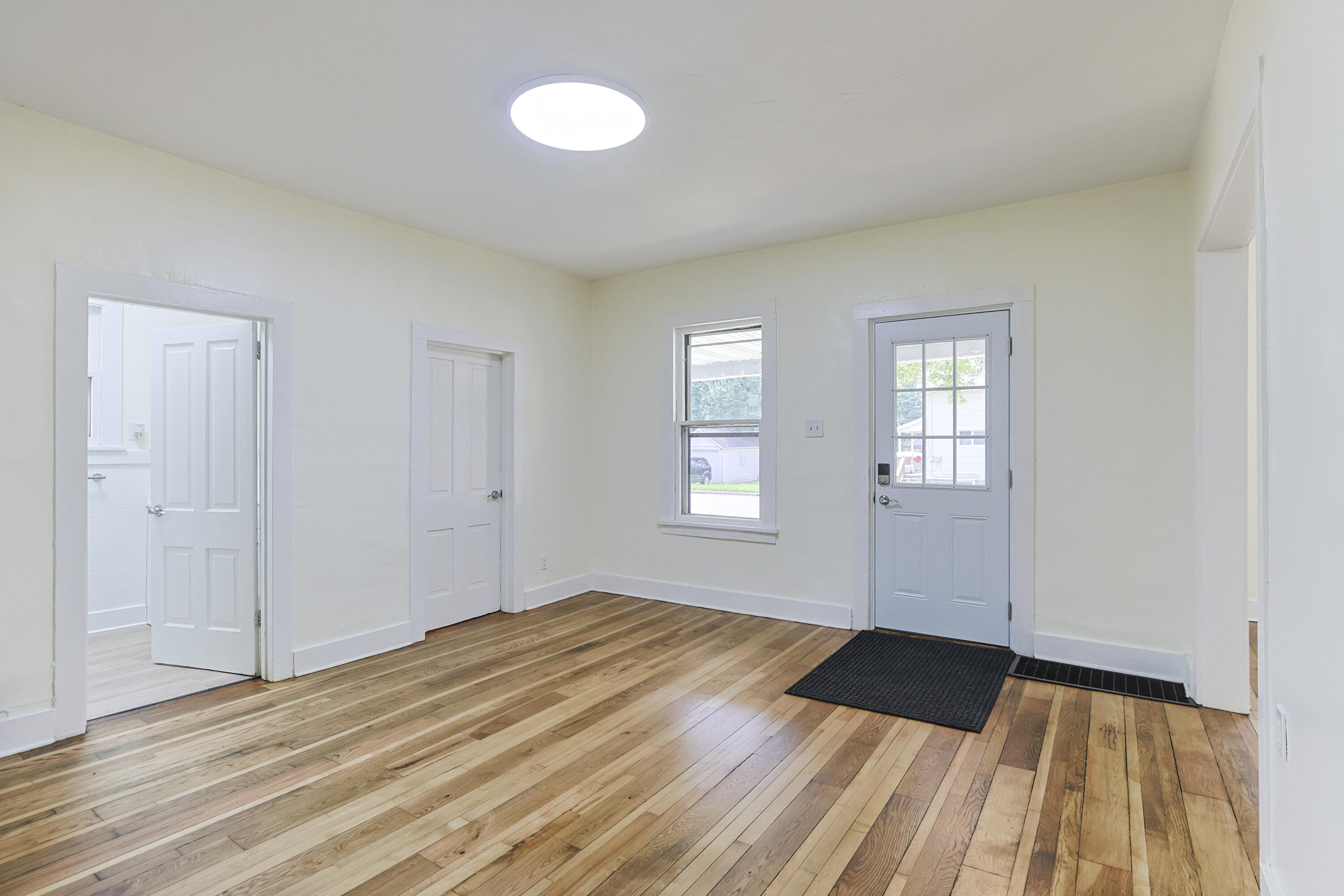 403 S 9th Street Property Photo 9