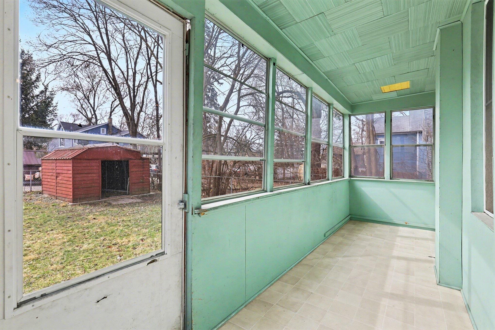 154 Carrier Street Ne Property Photo 4