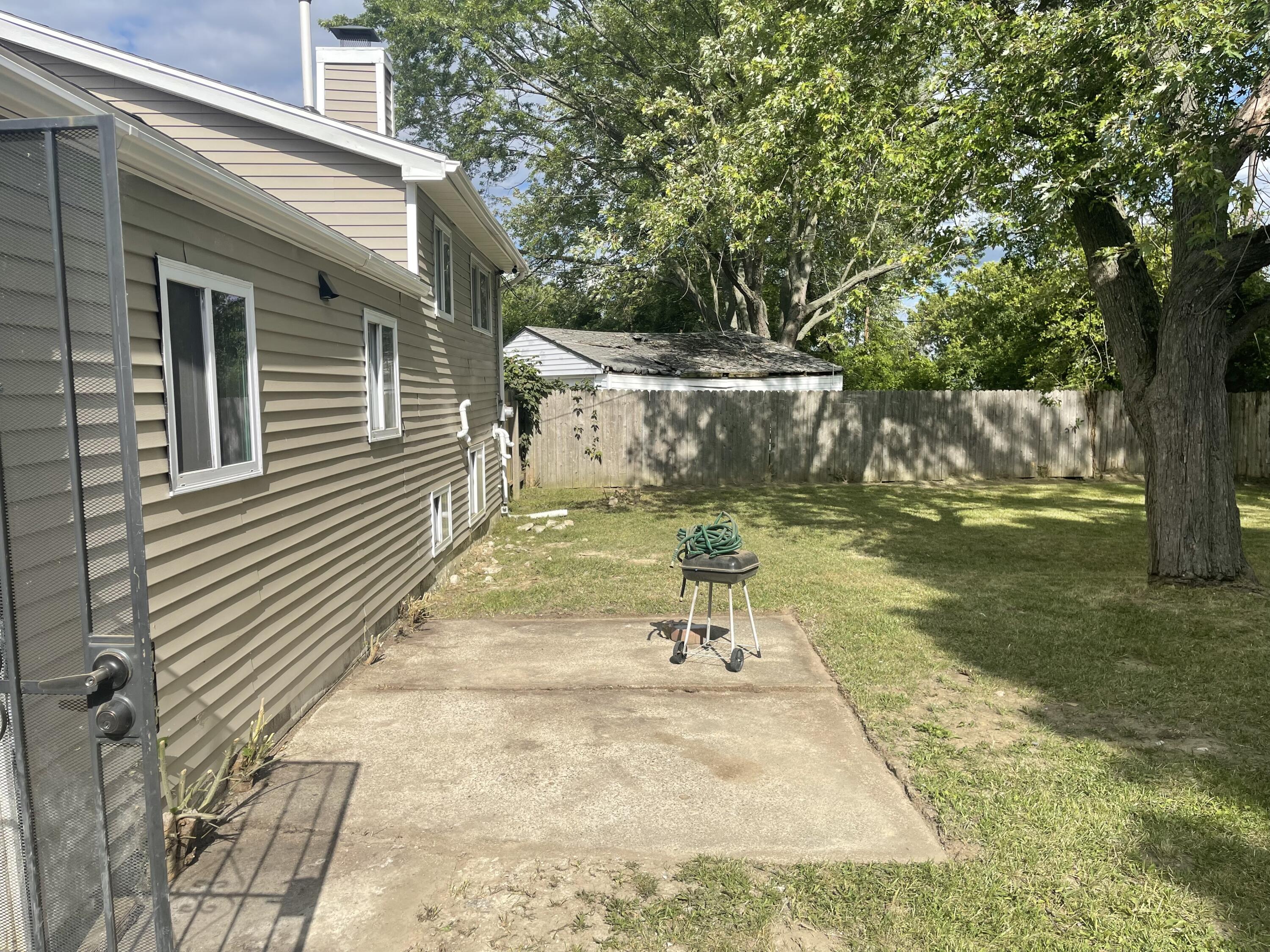 6102 Otoole Lane Property Photo 9
