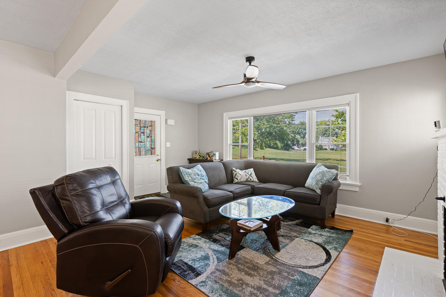 115 S Thompson Street Property Photo 8