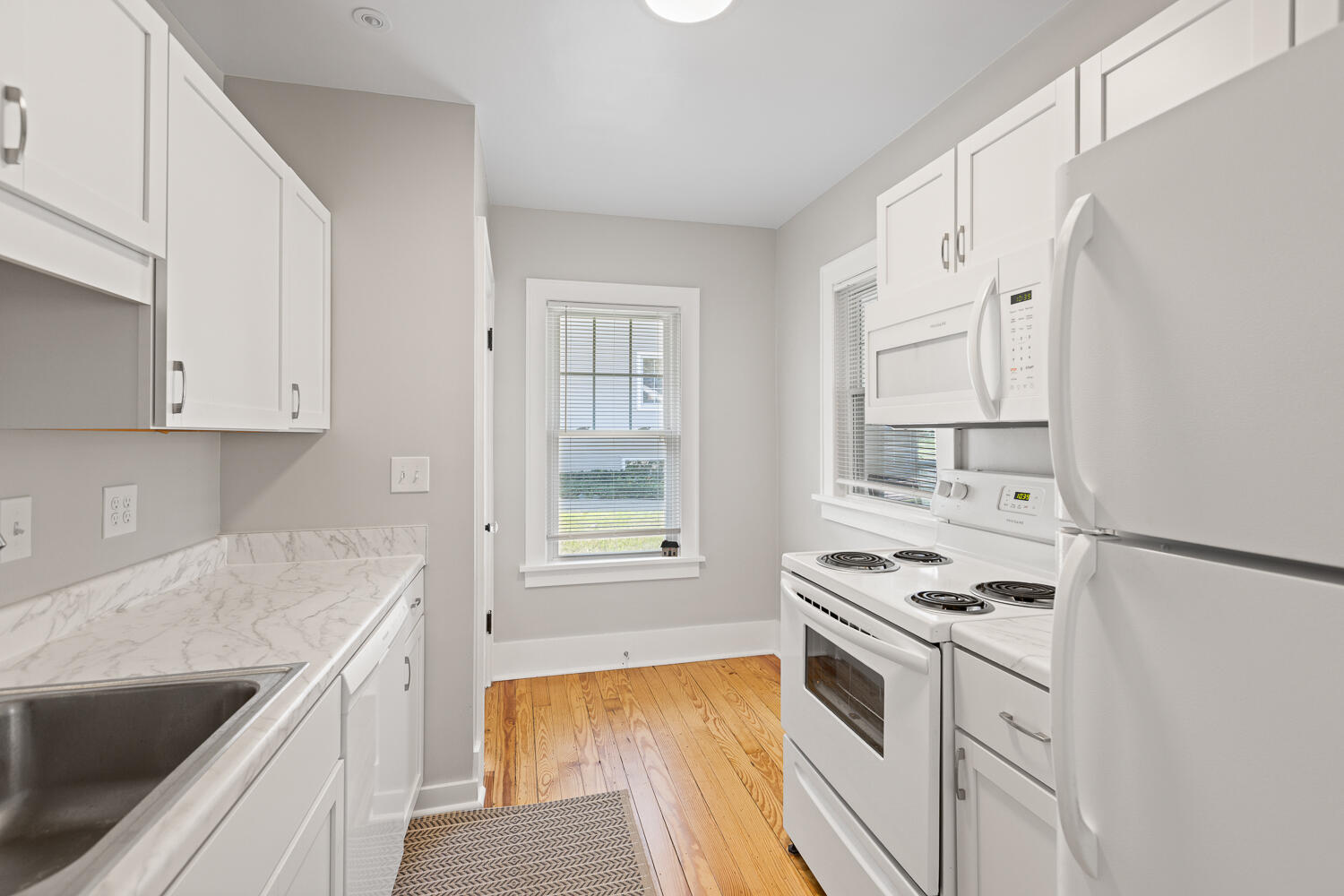 115 S Thompson Street Property Photo 17