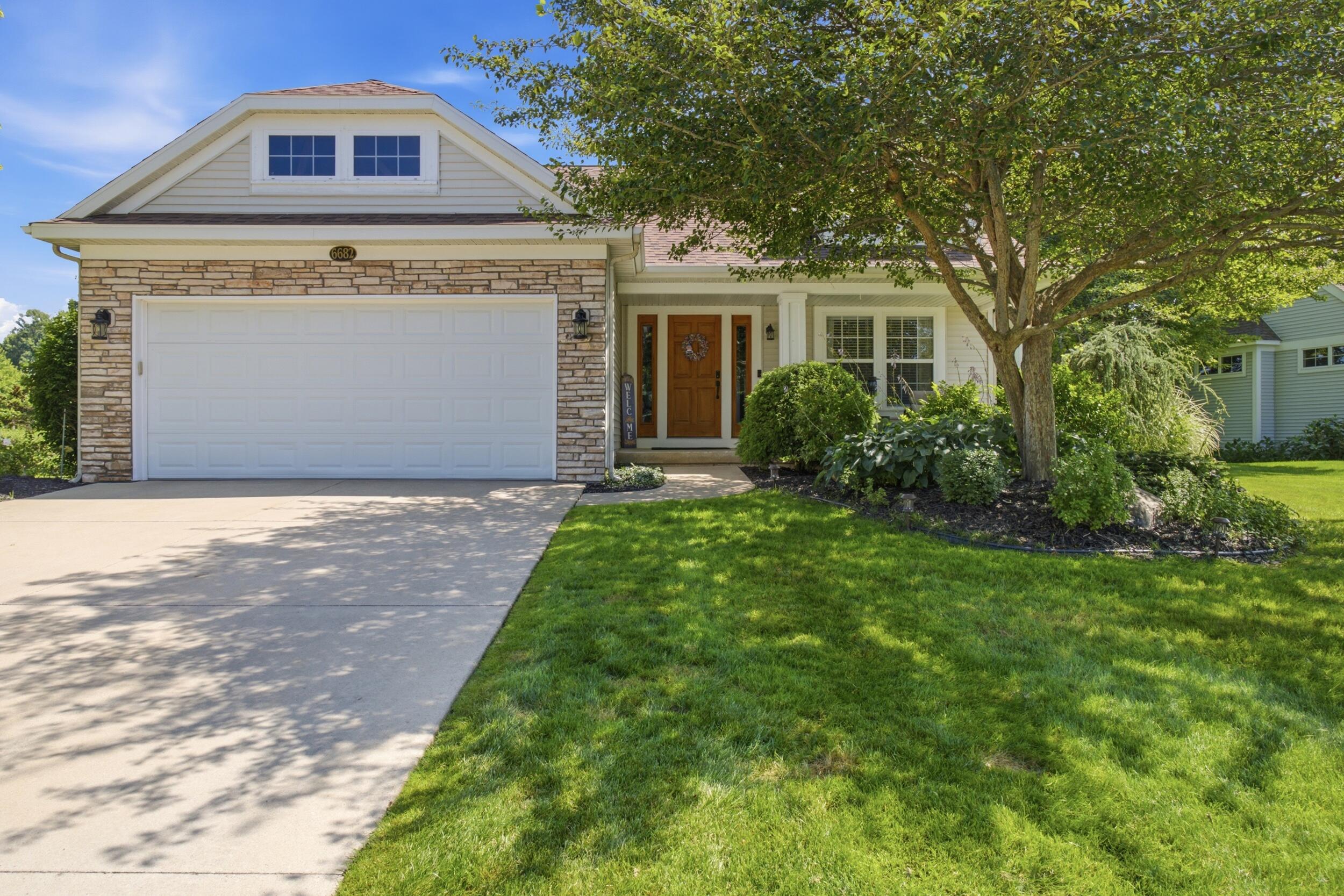 6682 Windflower Way Property Photo 1