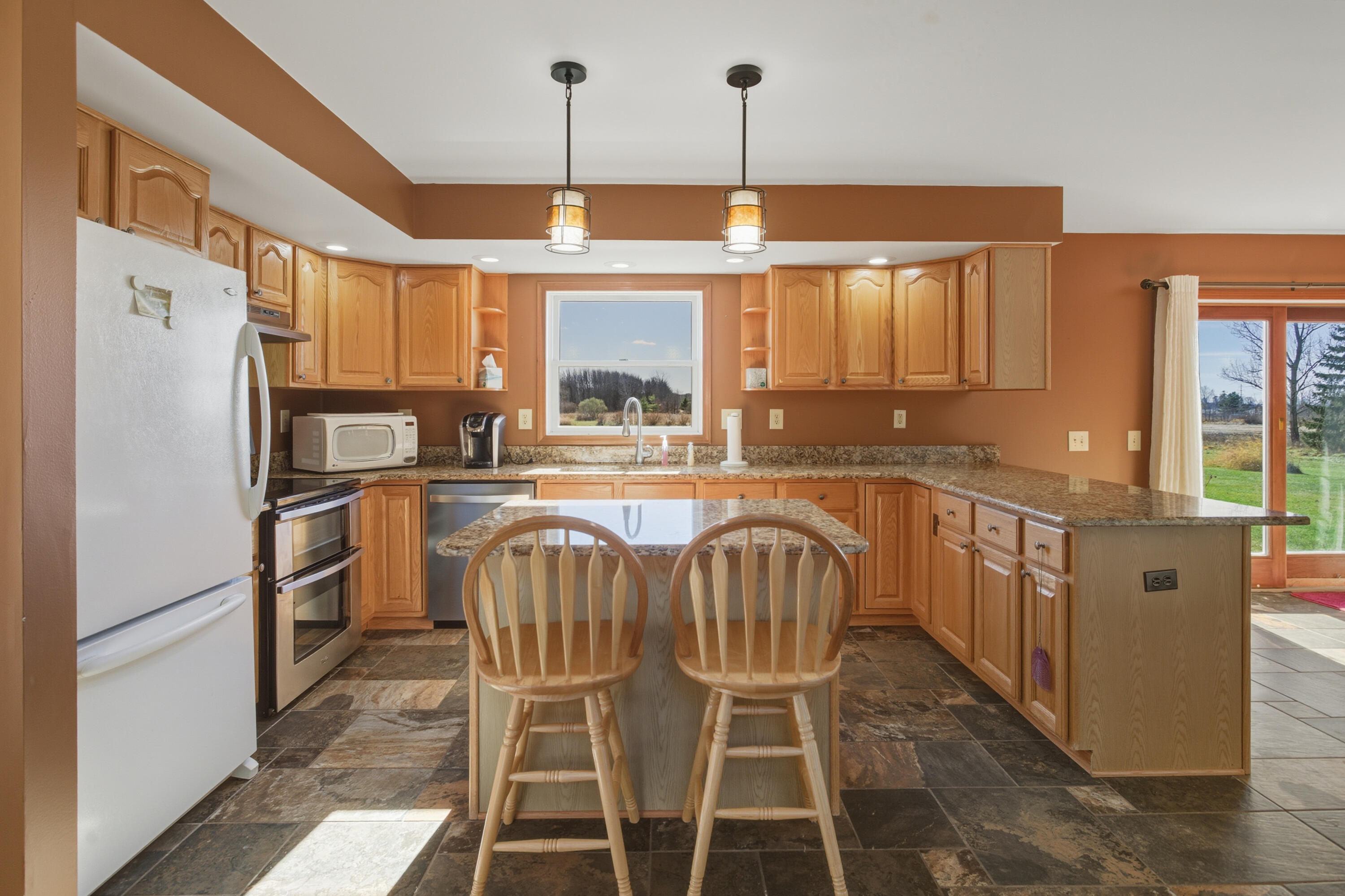 9227 Yager Road Property Photo 8