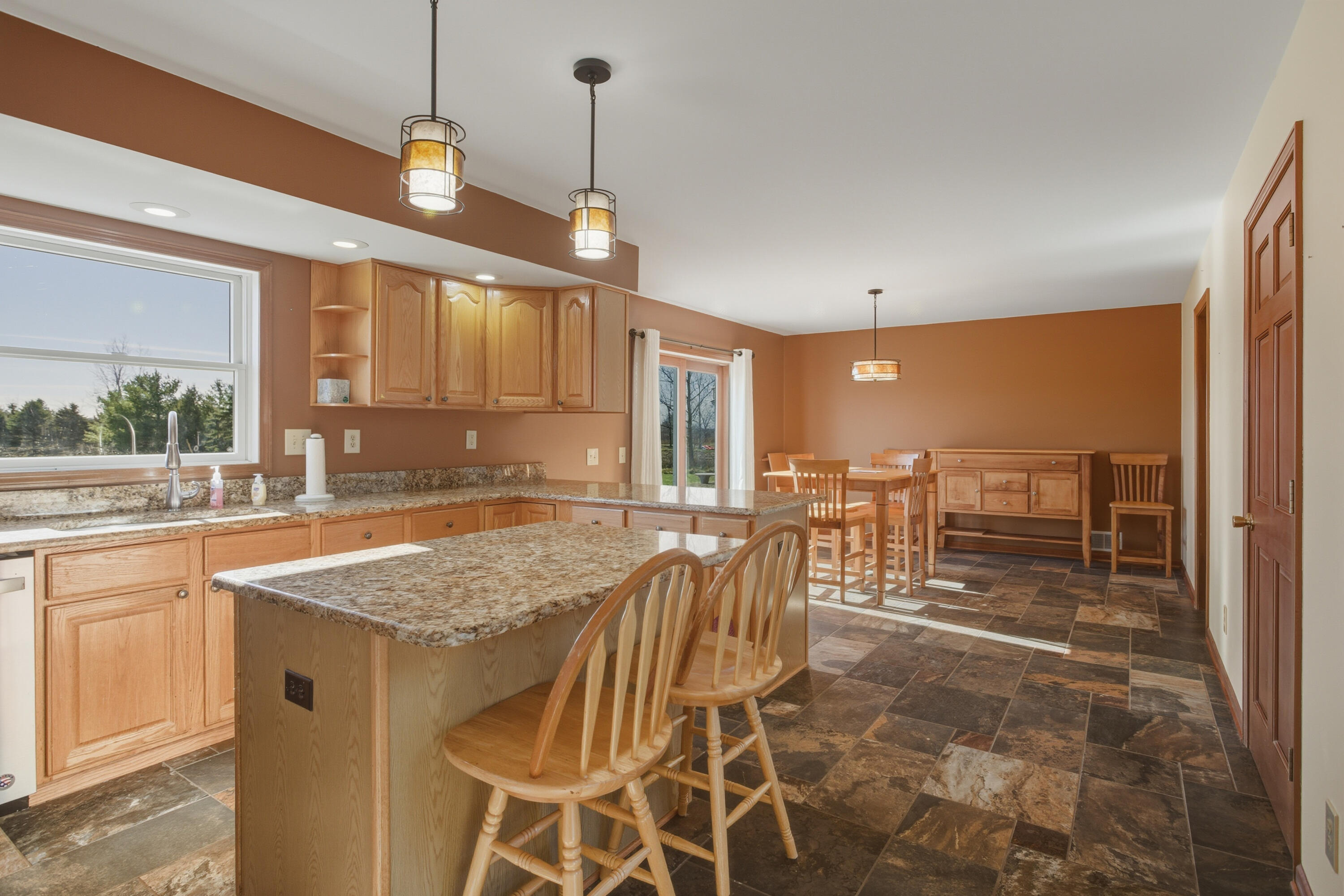 9227 Yager Road Property Photo 12