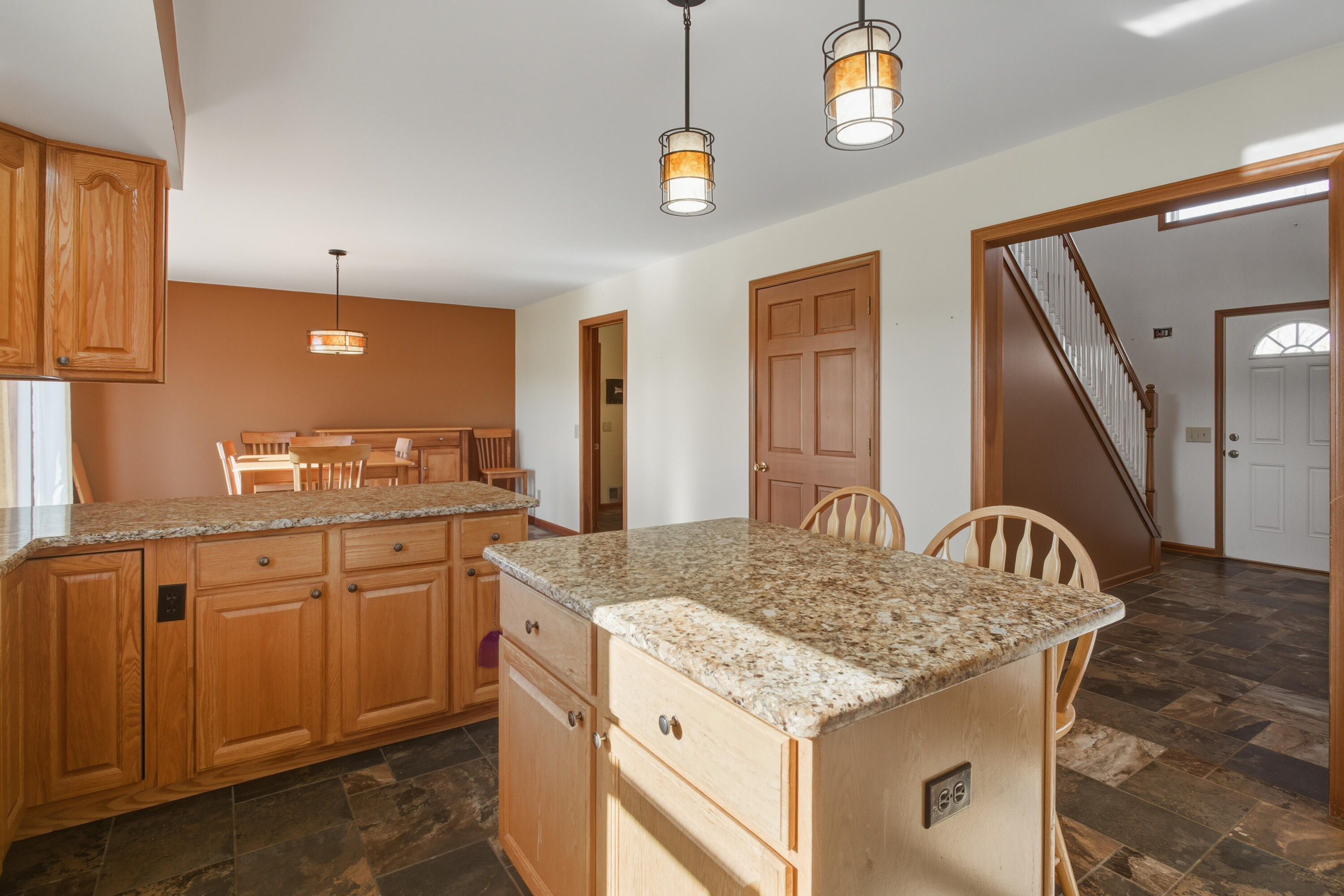 9227 Yager Road Property Photo 13